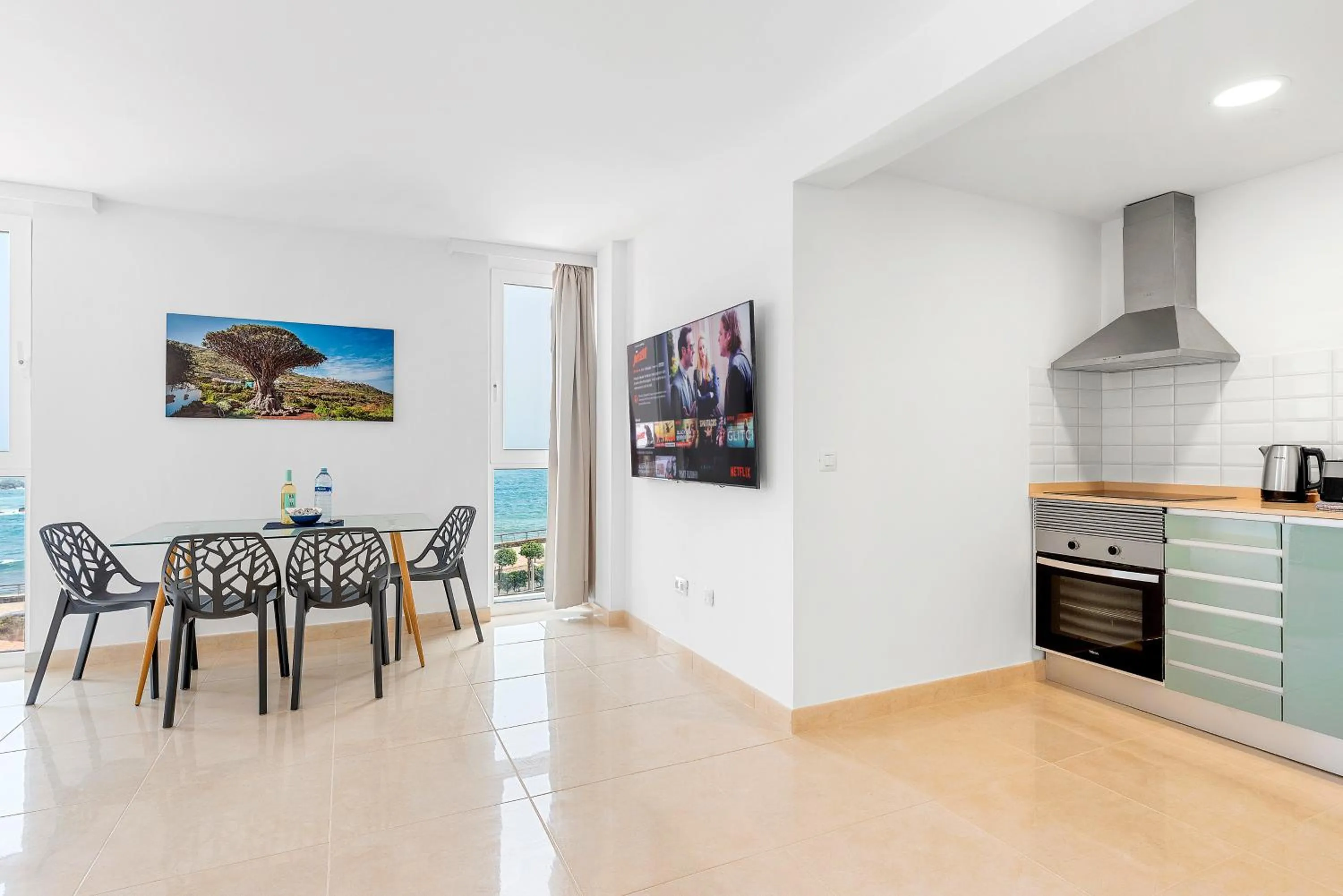 TV and multimedia in Ocean Vistas 24