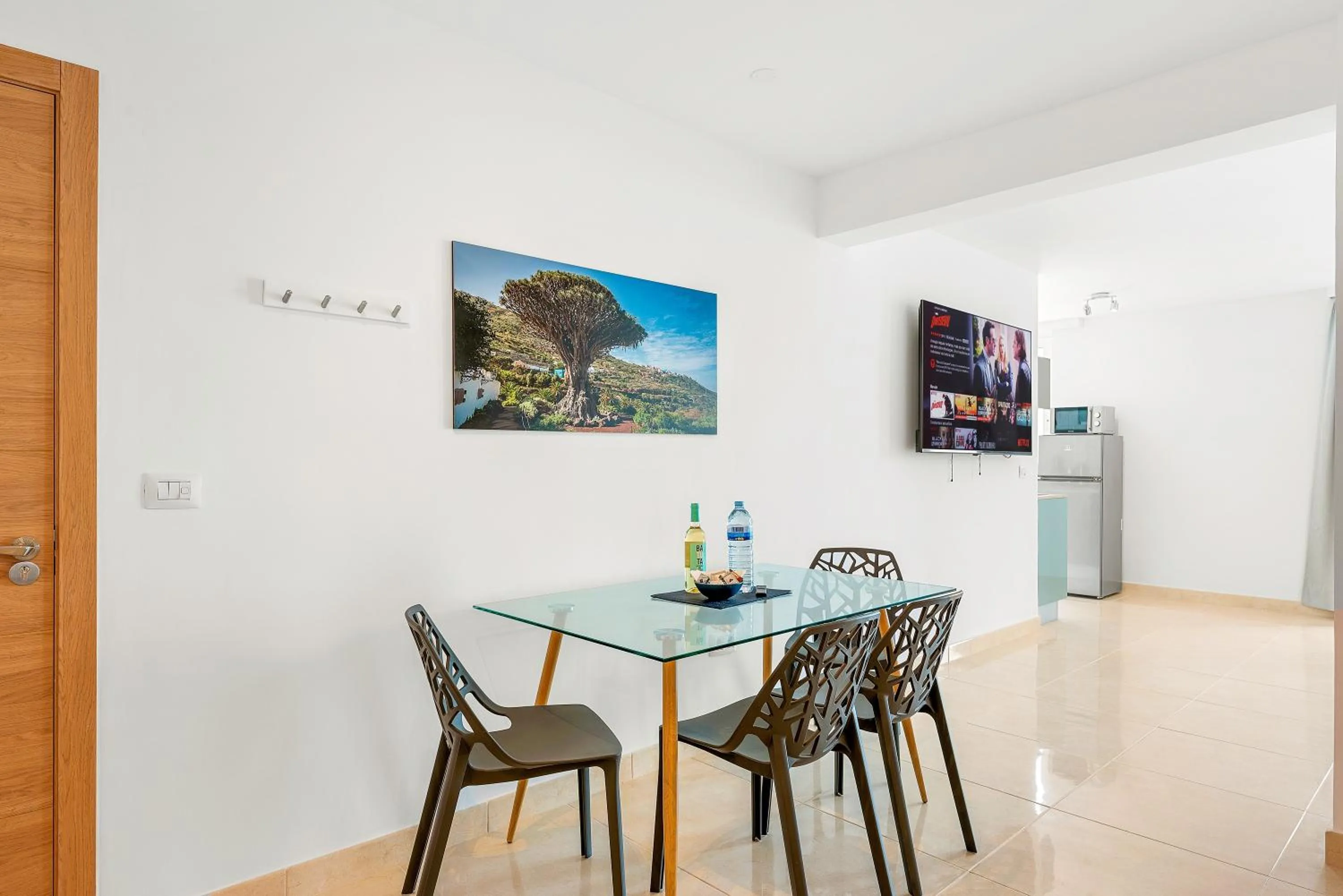 TV and multimedia in Ocean Vistas 24