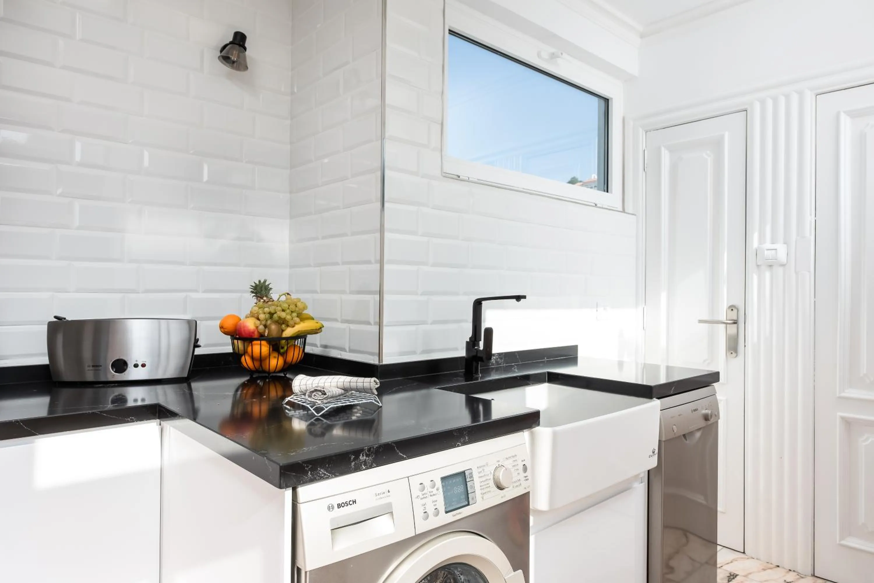 Kitchen or kitchenette in Ocean Vistas 24