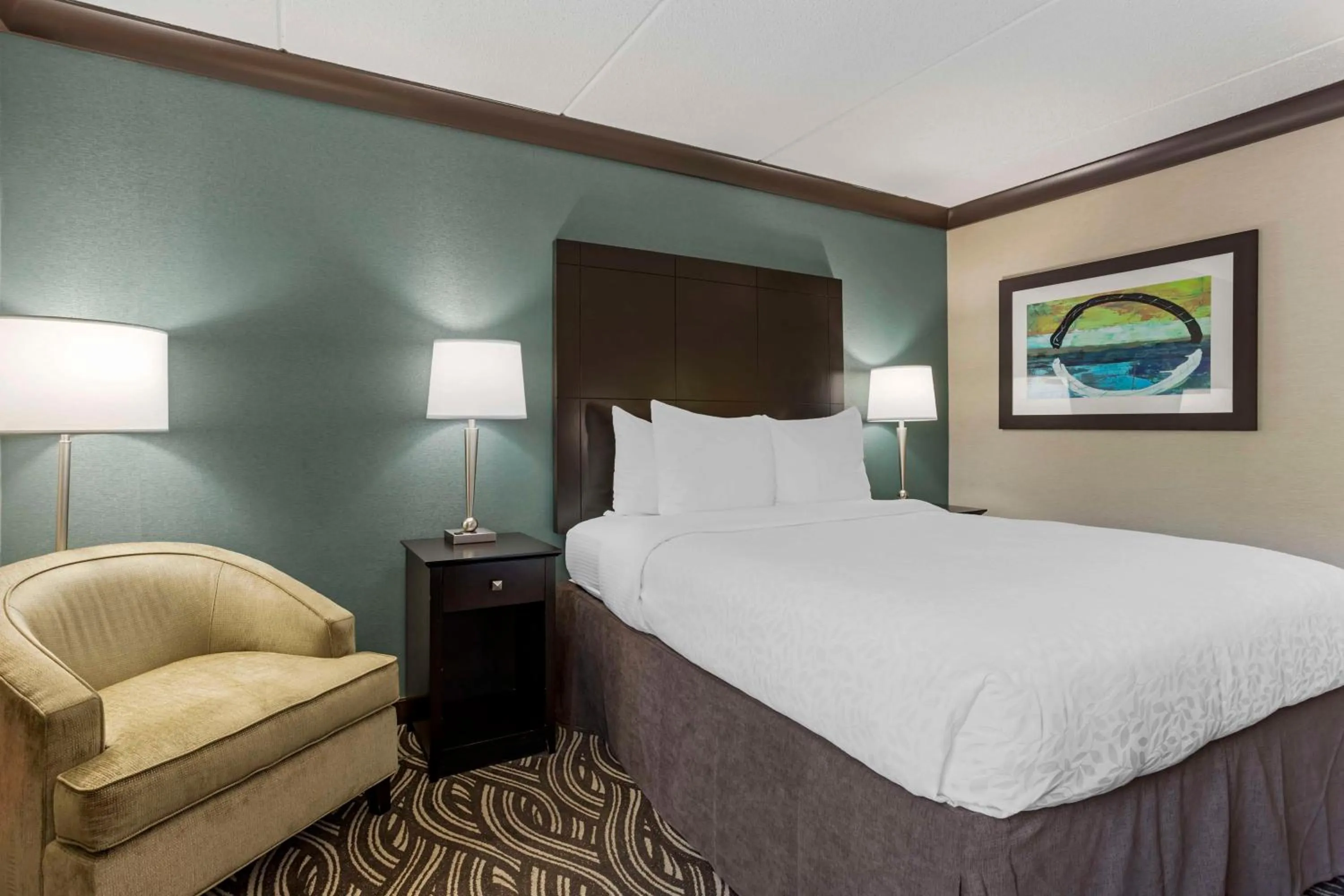 Bedroom, Bed in Best Western Plus Kingston Hotel and Conference Center