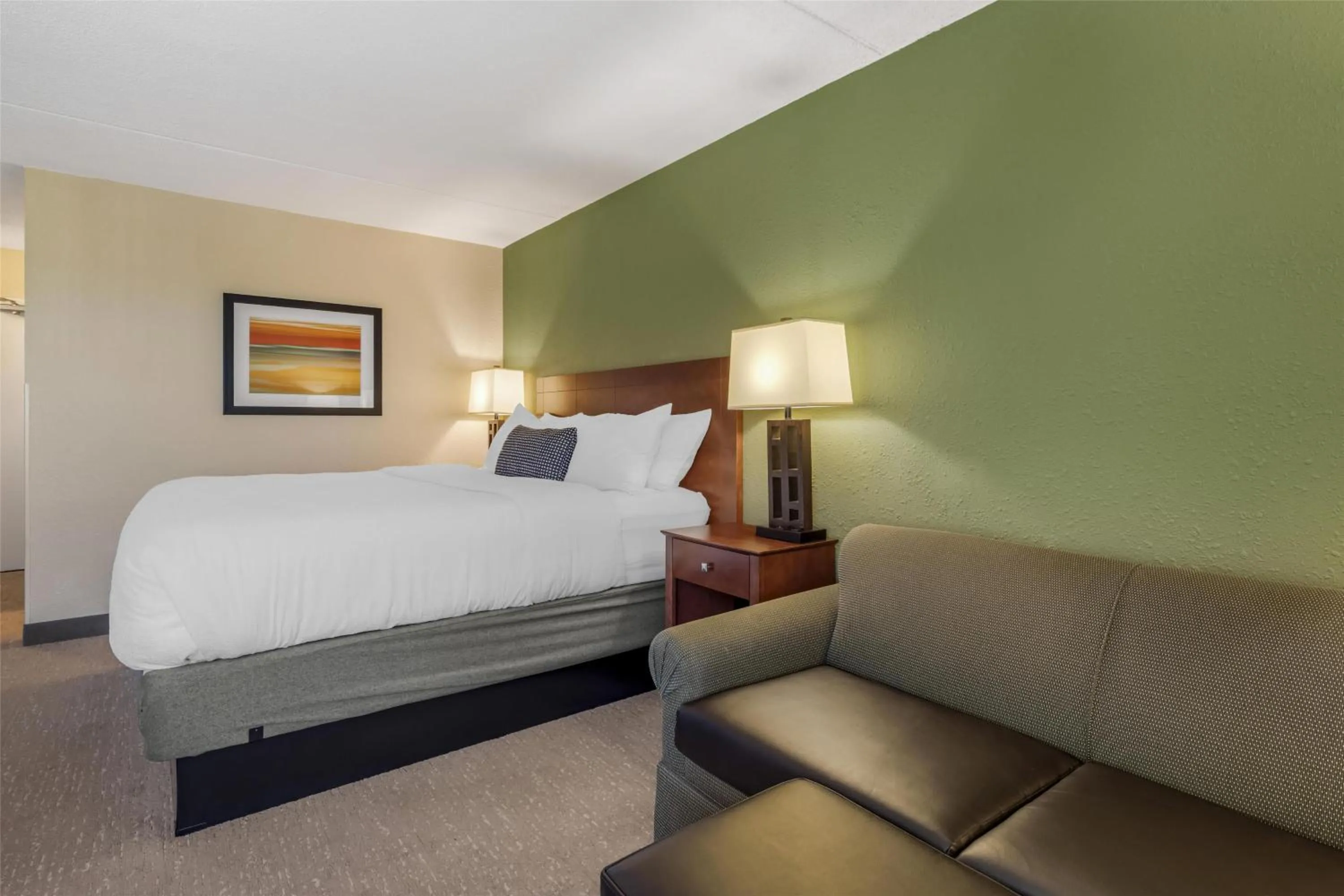 Bedroom, Bed in Best Western Fairmont