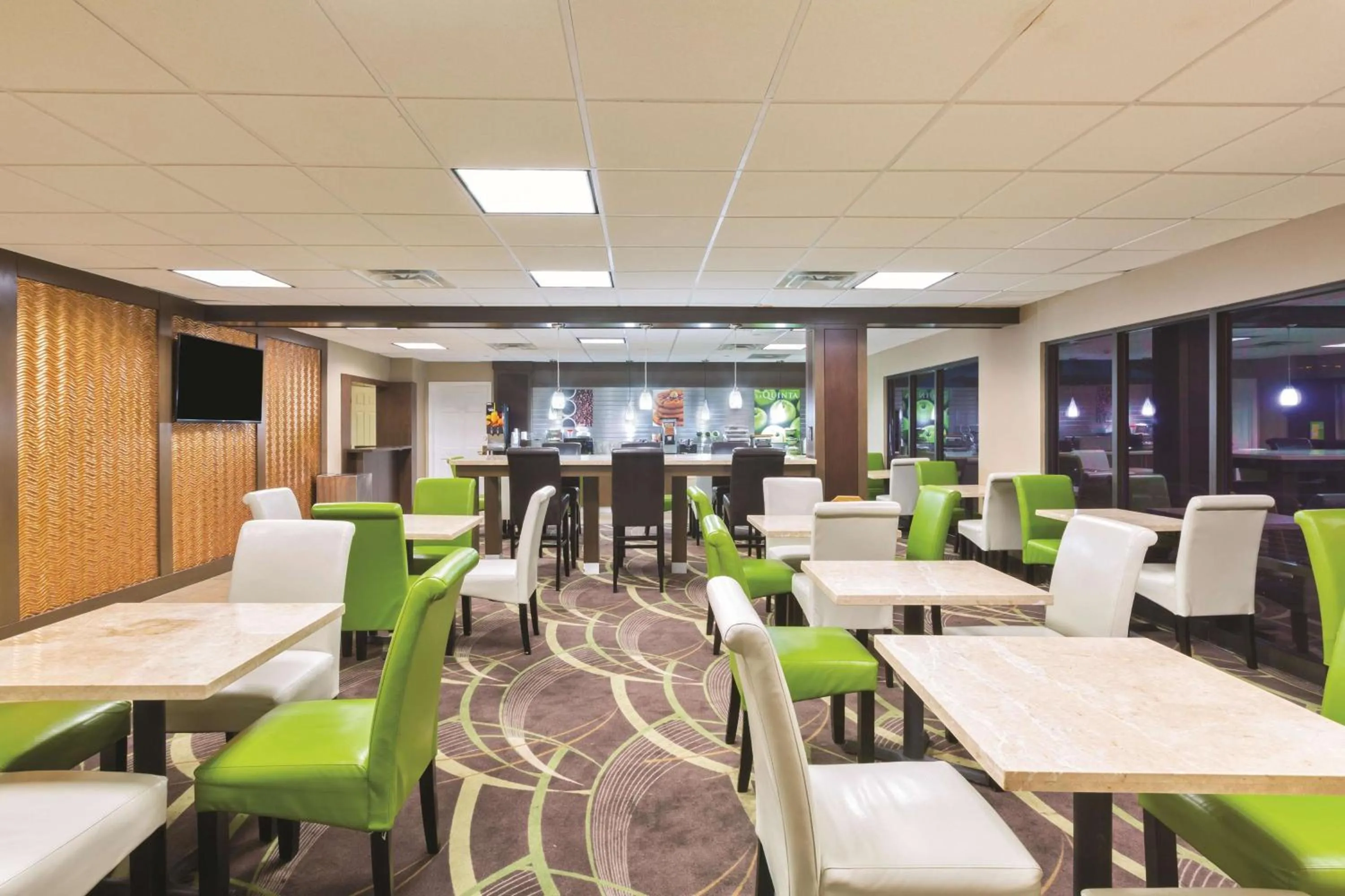 Restaurant/places to eat in La Quinta Inn by Wyndham Austin North