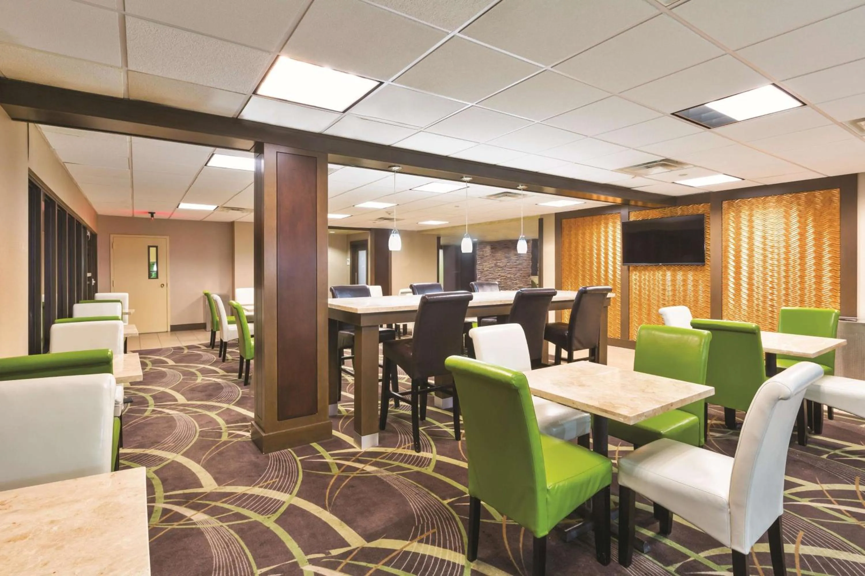 Restaurant/places to eat in La Quinta Inn by Wyndham Austin North