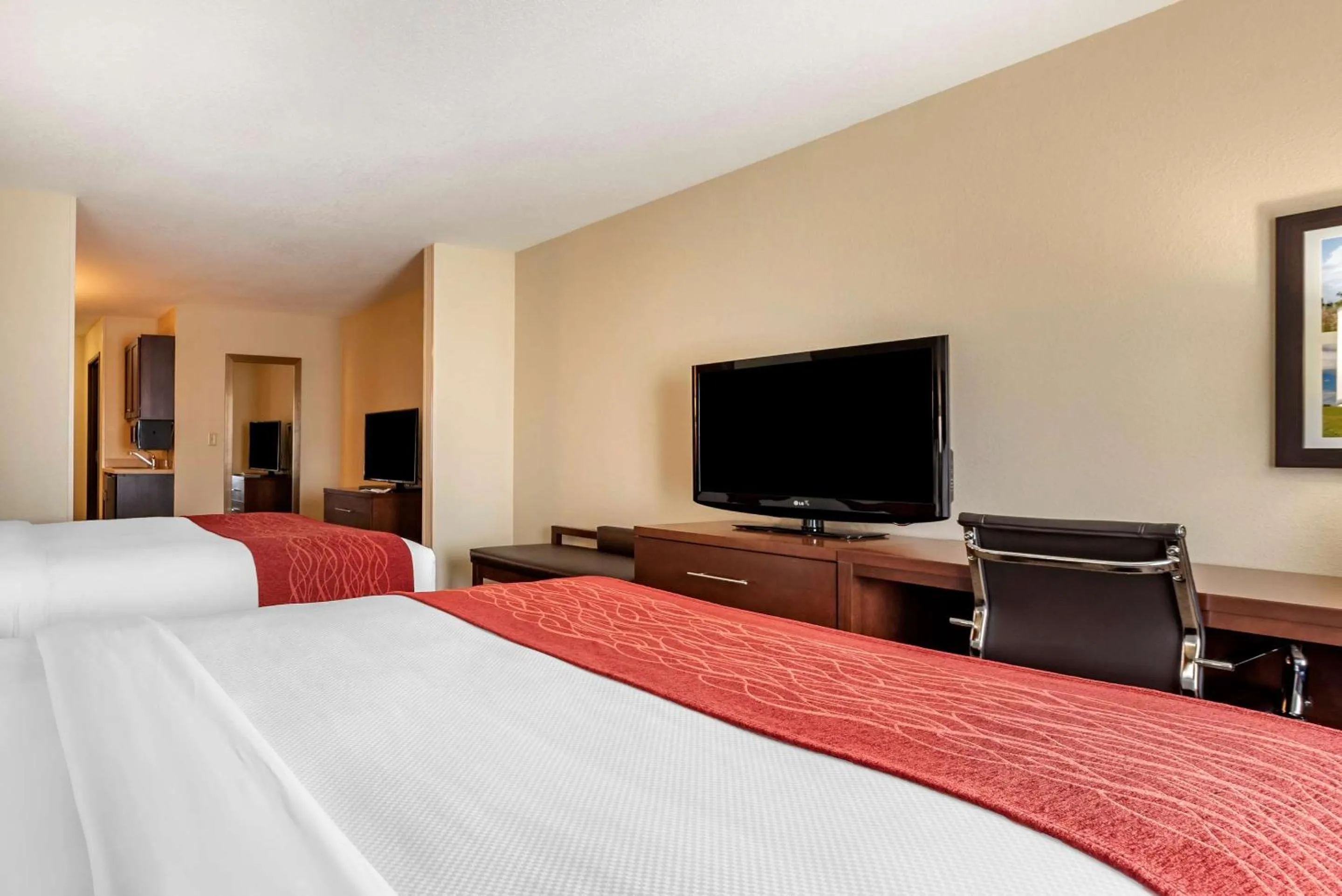 Bedroom, Bed in Comfort Inn & Suites Goodland