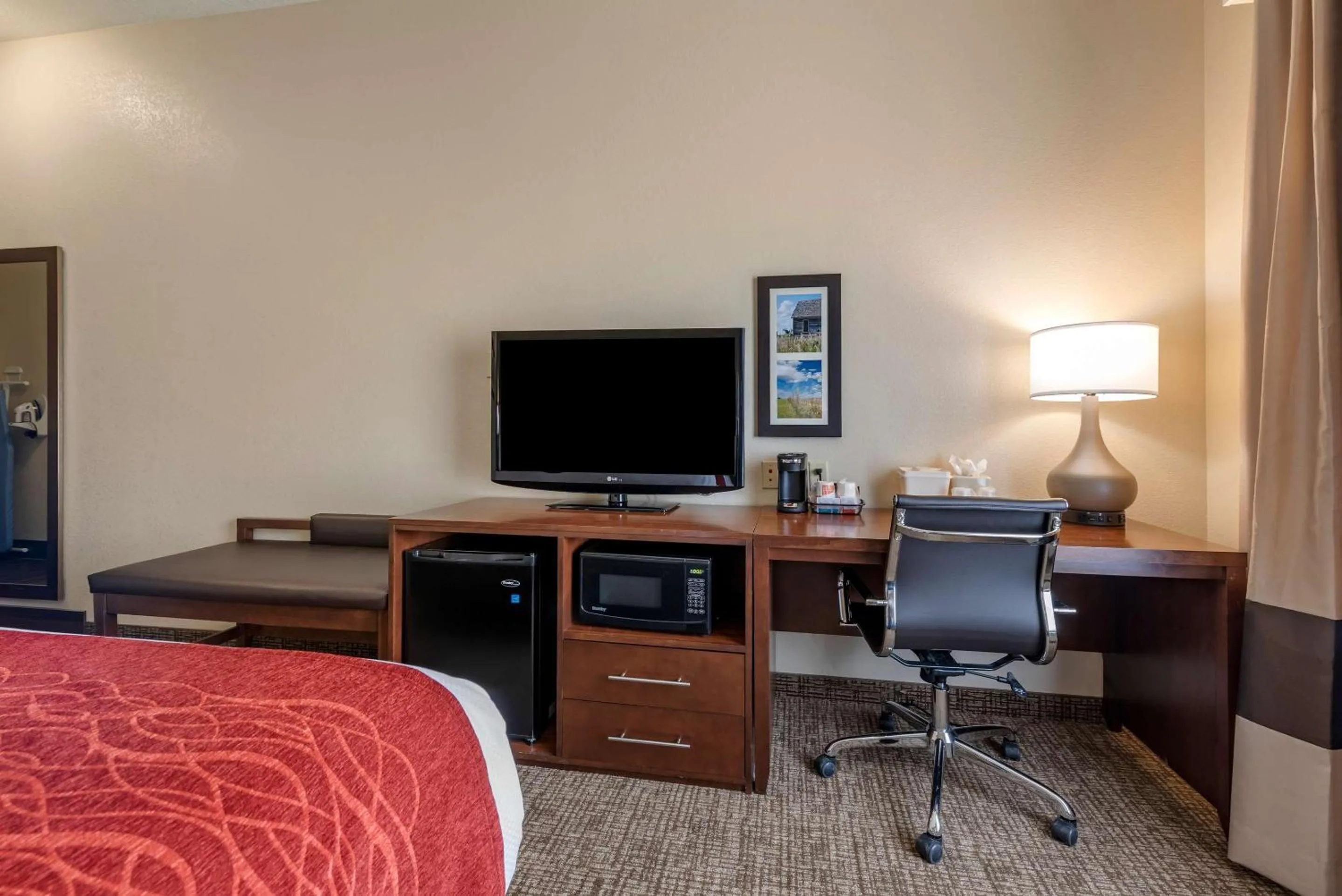 Bedroom, Bed in Comfort Inn & Suites Goodland