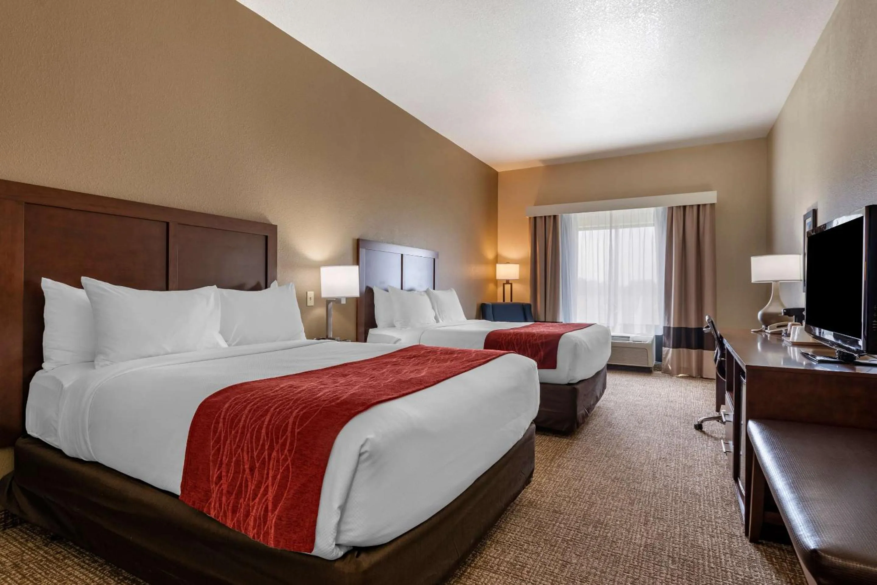 Bedroom, Bed in Comfort Inn & Suites Goodland