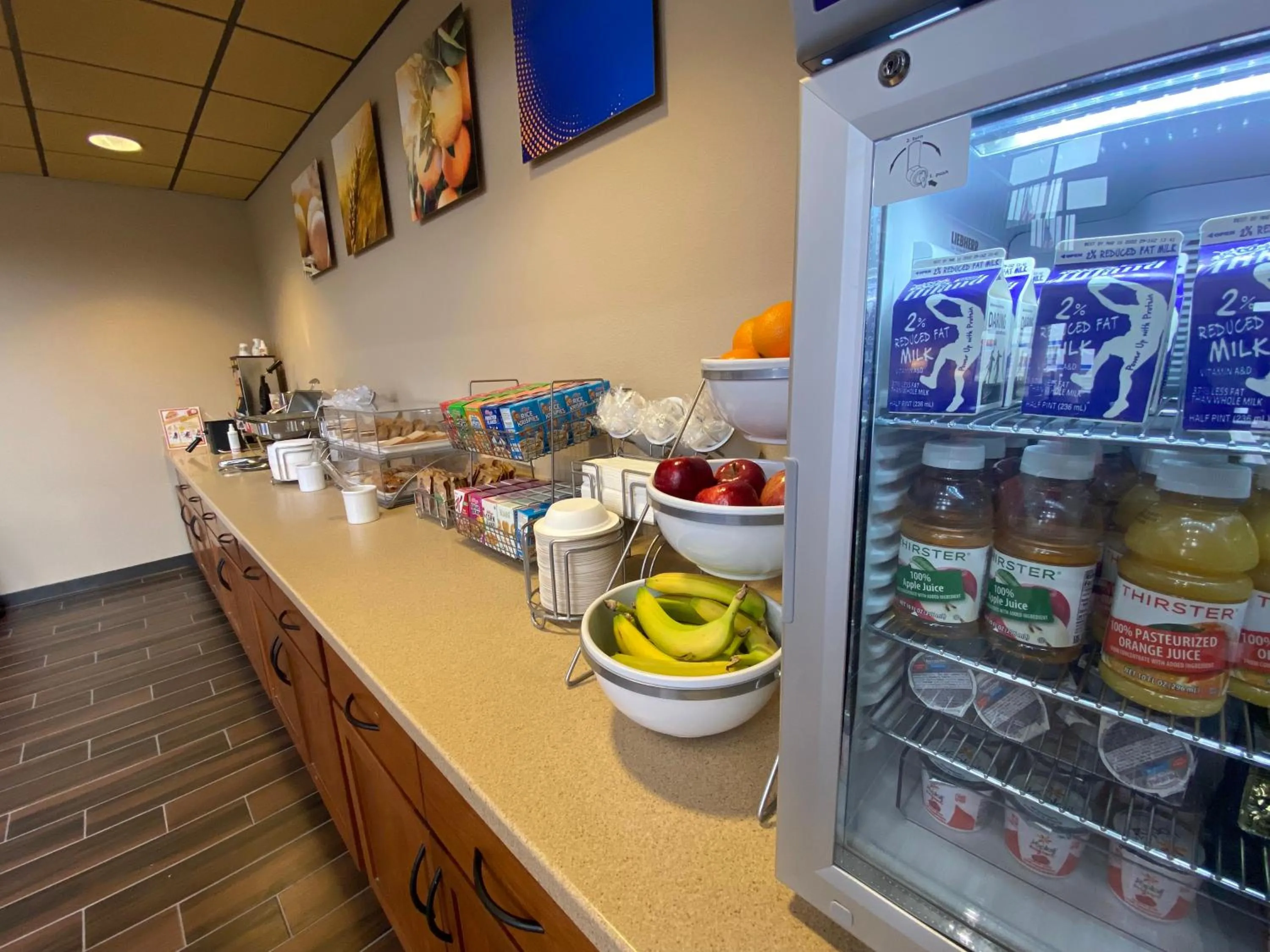 Breakfast in Comfort Inn & Suites Goodland