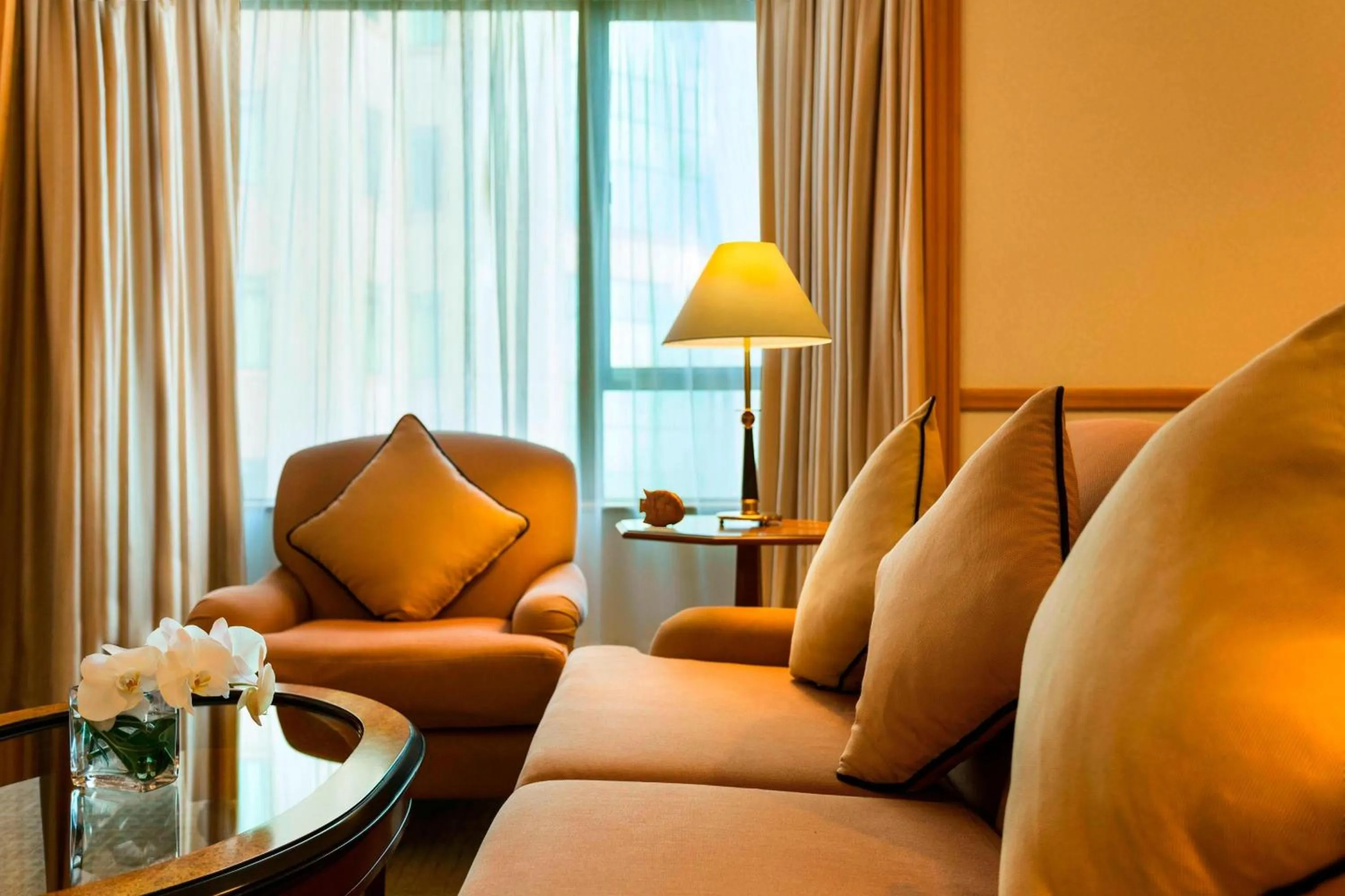 Living room in Renaissance Riverside Hotel Saigon