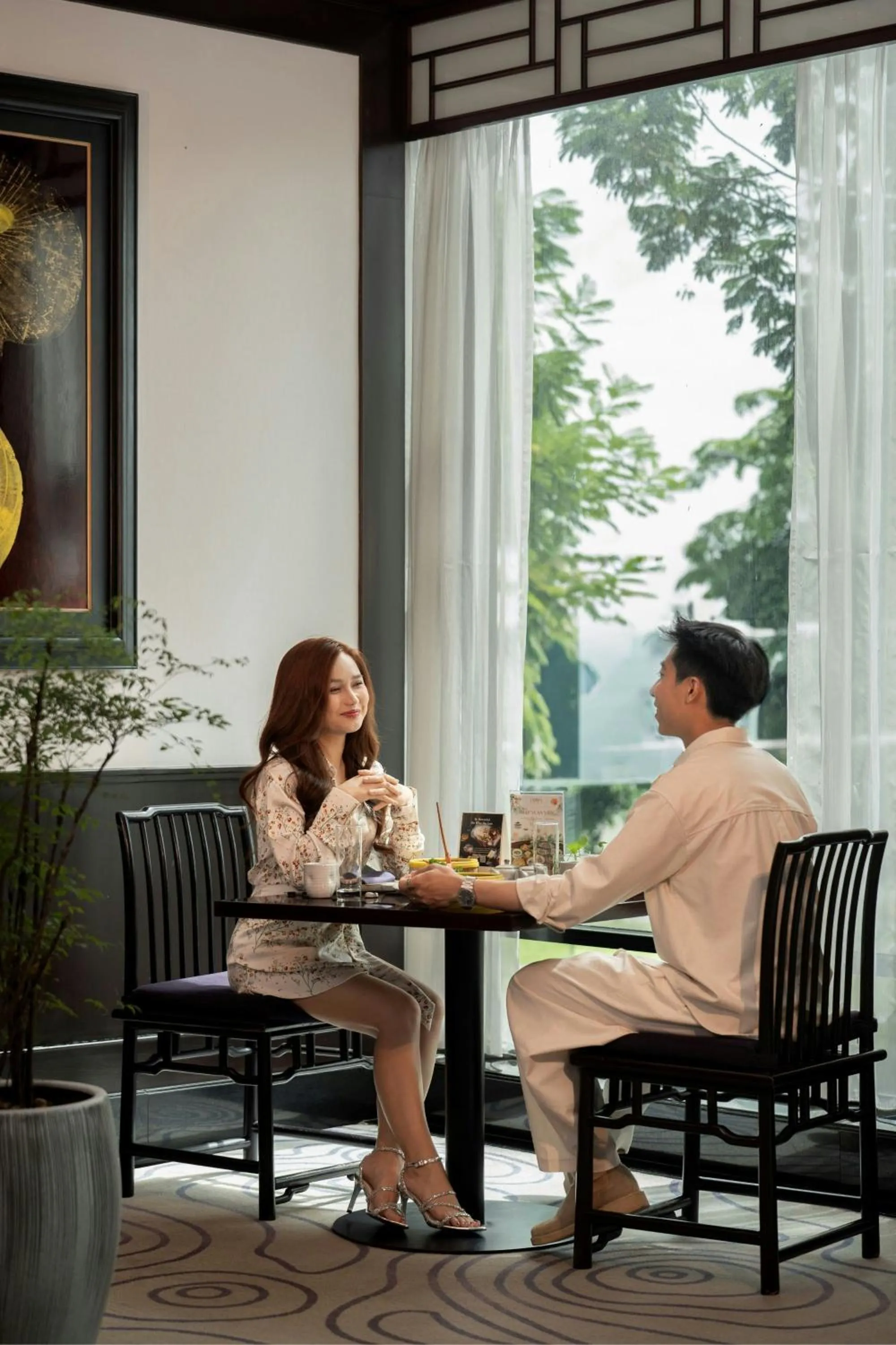 Restaurant/places to eat in Renaissance Riverside Hotel Saigon