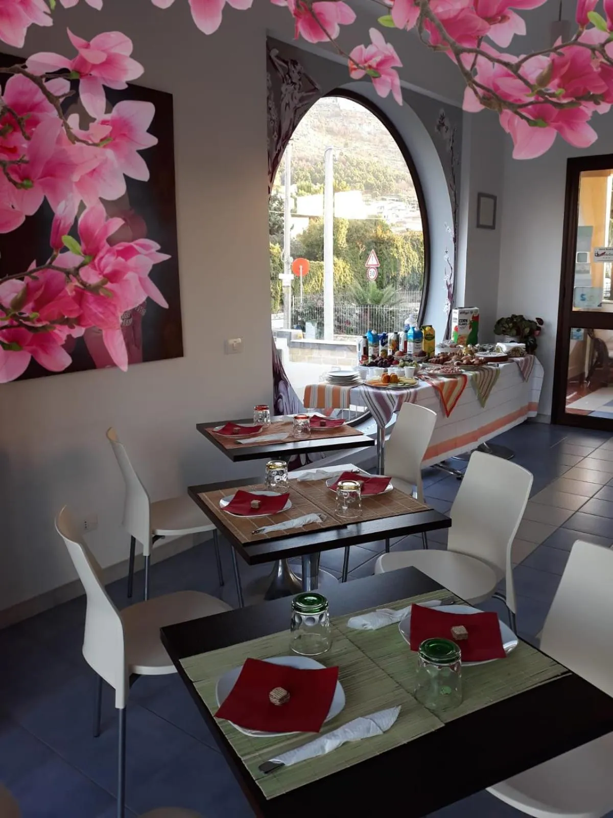 Communal lounge/ TV room in B&B Il Mandorlo