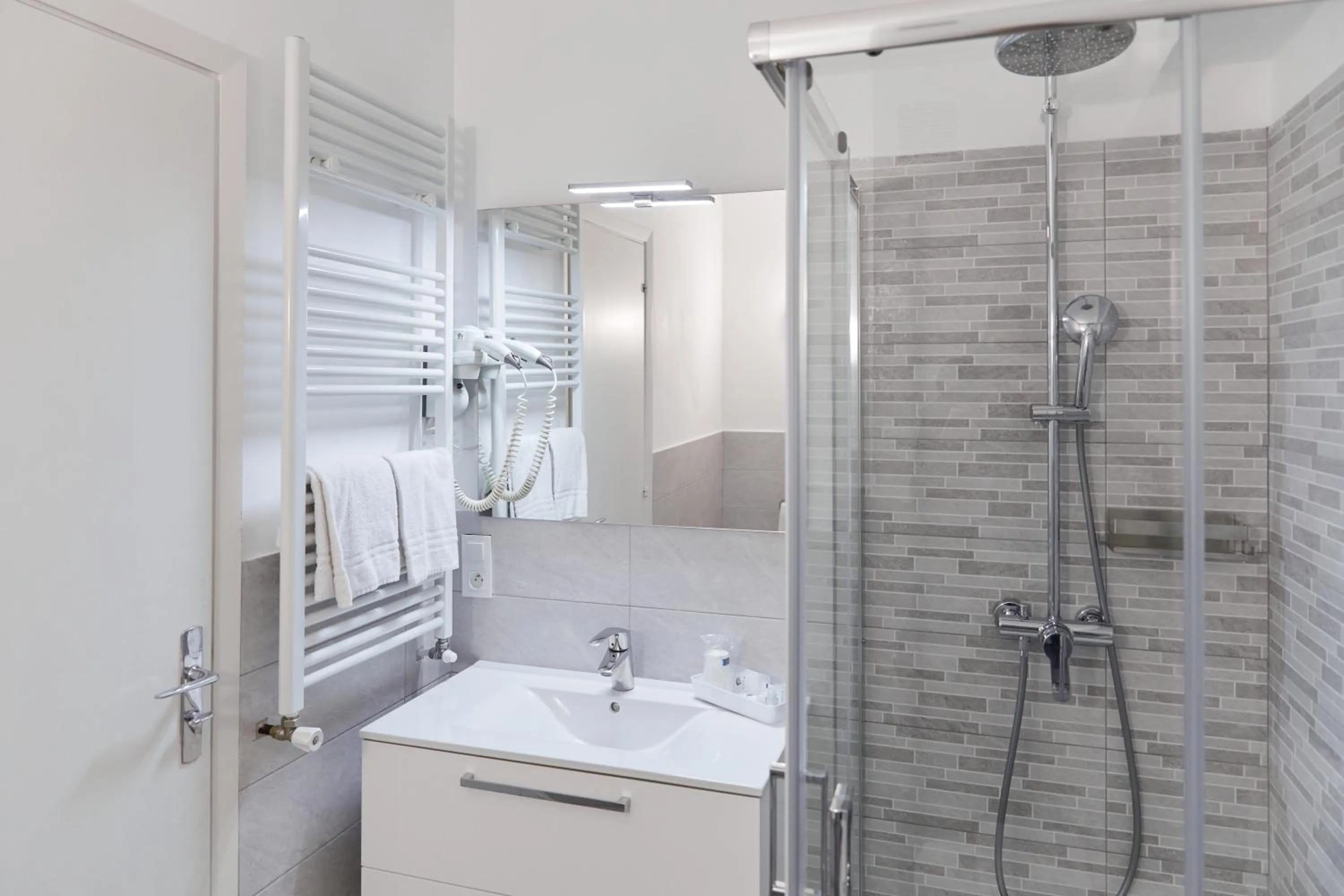 Bathroom in Hôtel Alexandra