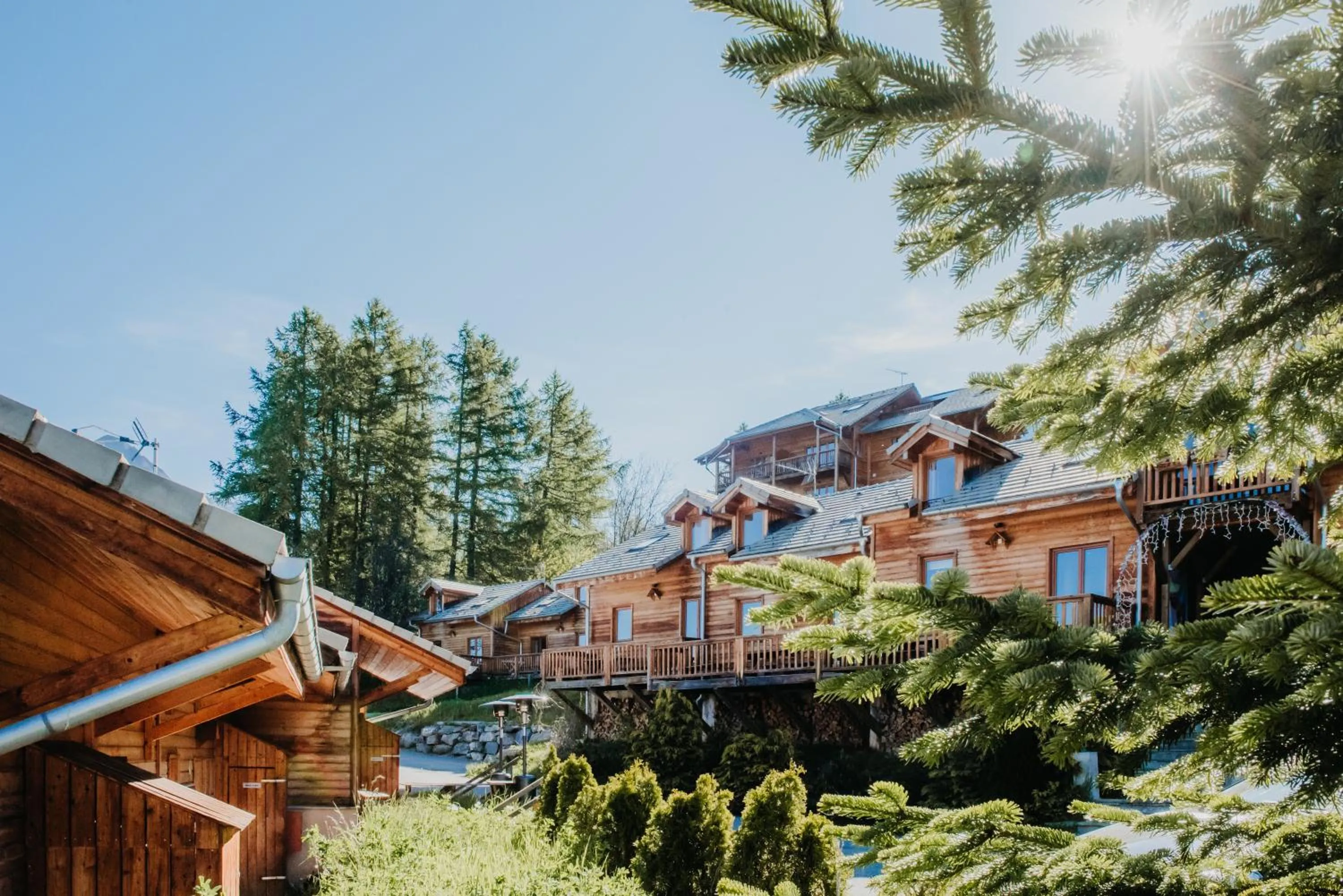 Property building in Résidence Sunêlia Les Logis d'Orres