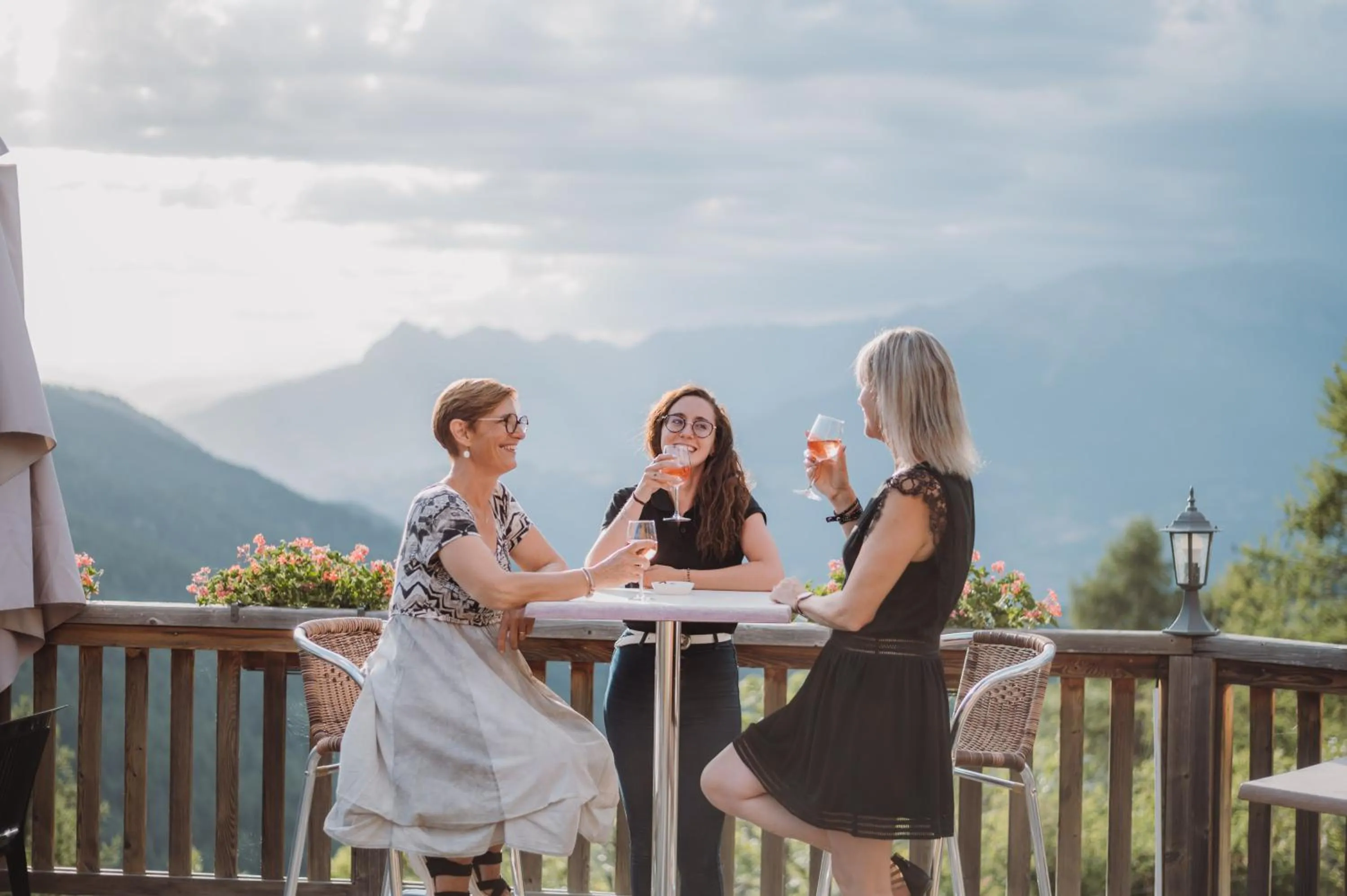 Patio in Résidence Sunêlia Les Logis d'Orres