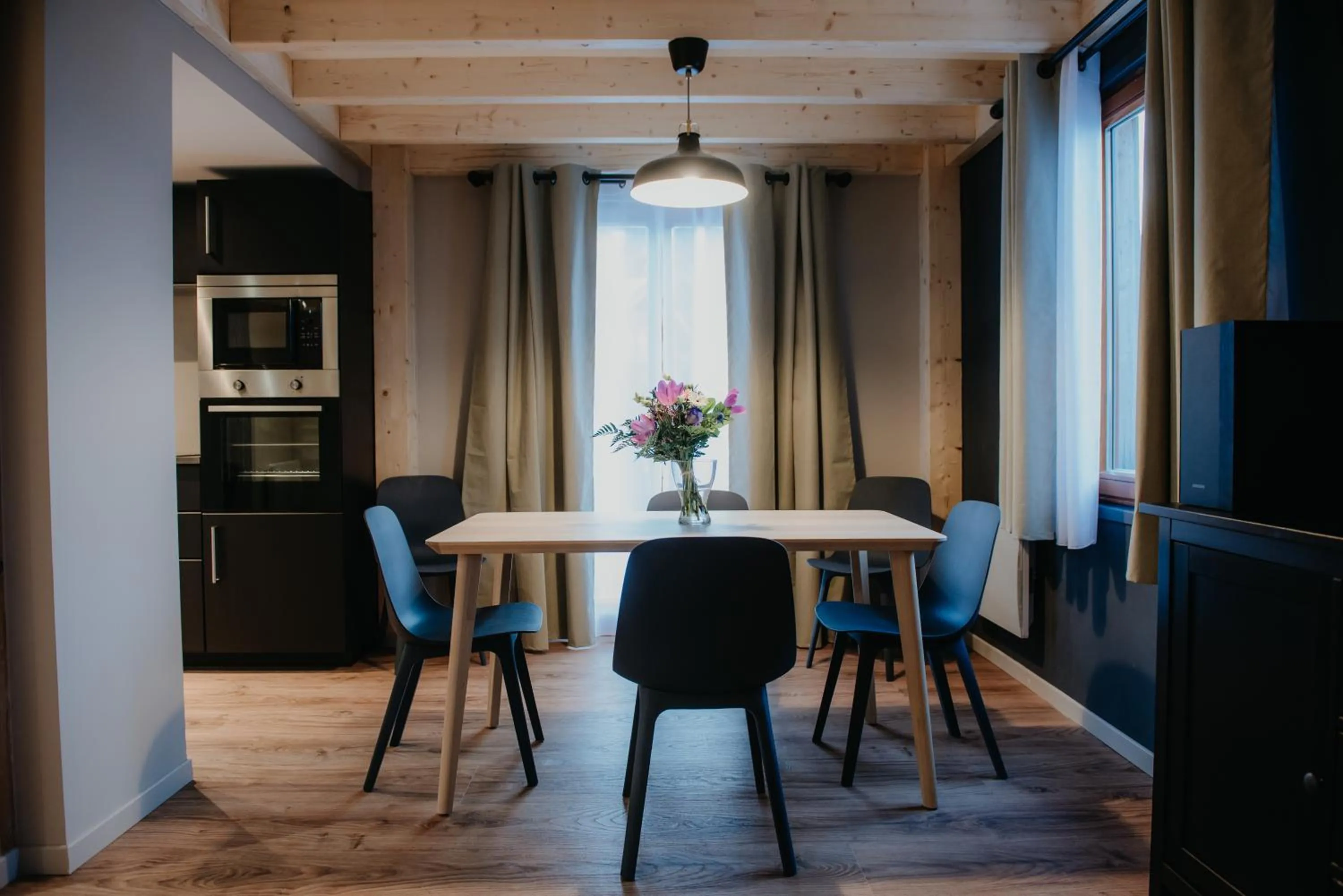 Dining area in Résidence Sunêlia Les Logis d'Orres