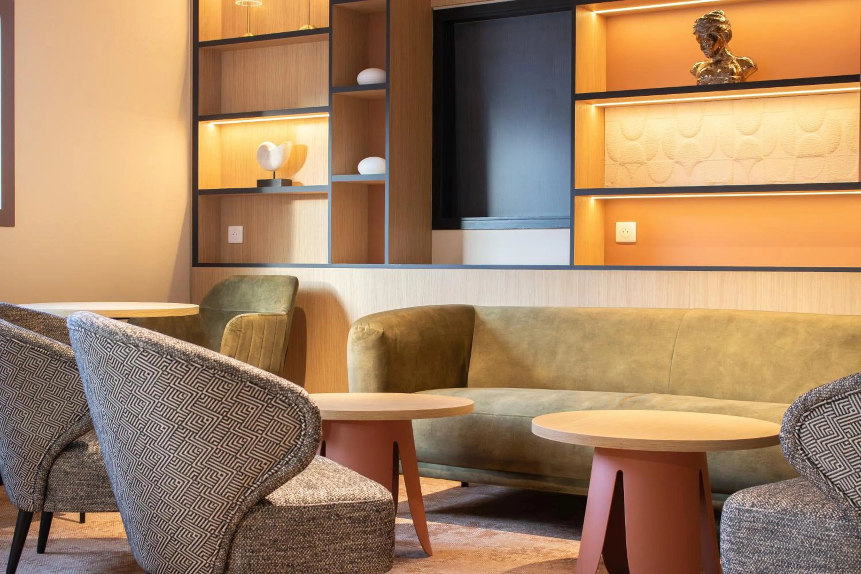 Living room in Brit Hotel Avignon Sud Le Calendal