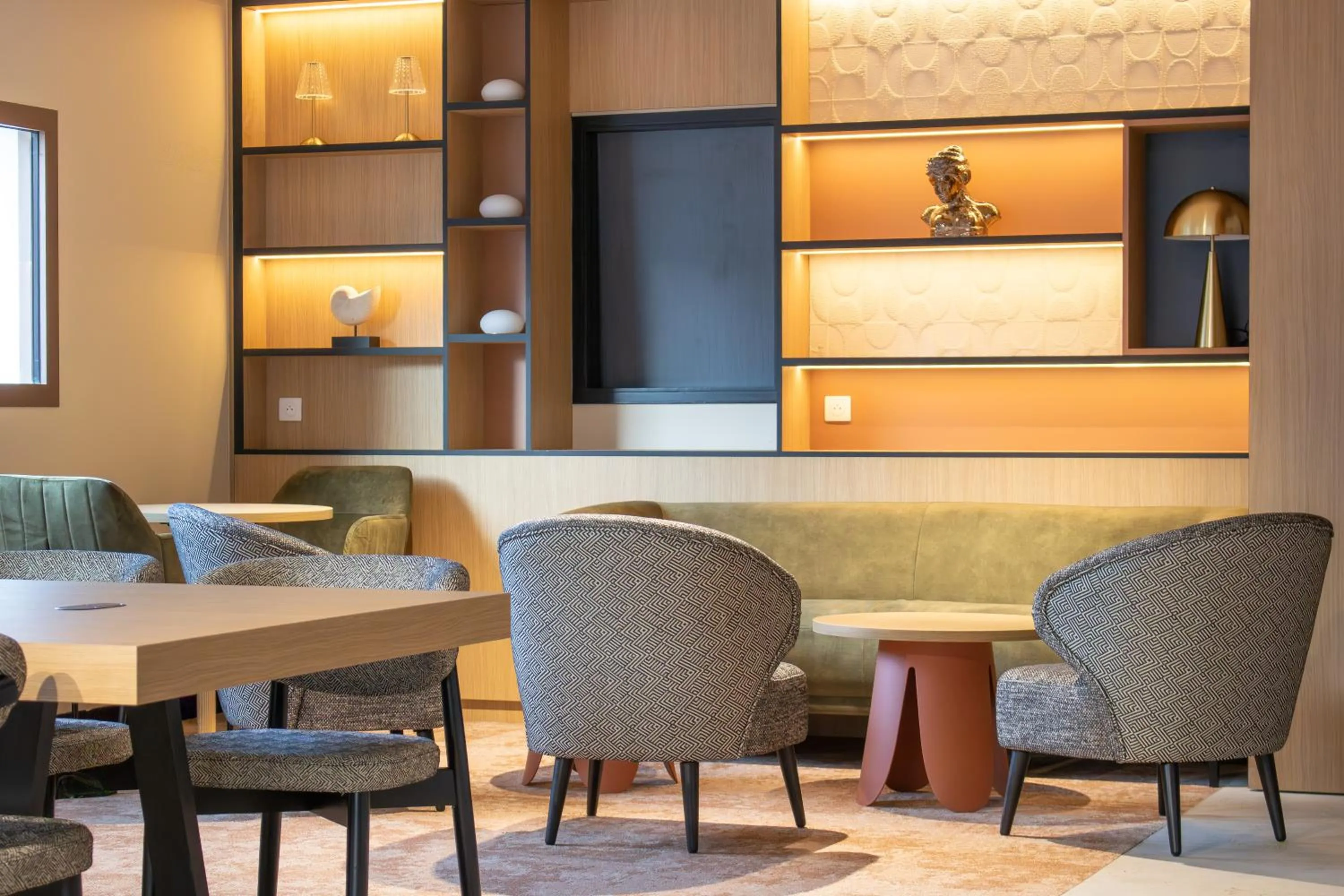 Living room in Brit Hotel Avignon Sud Le Calendal