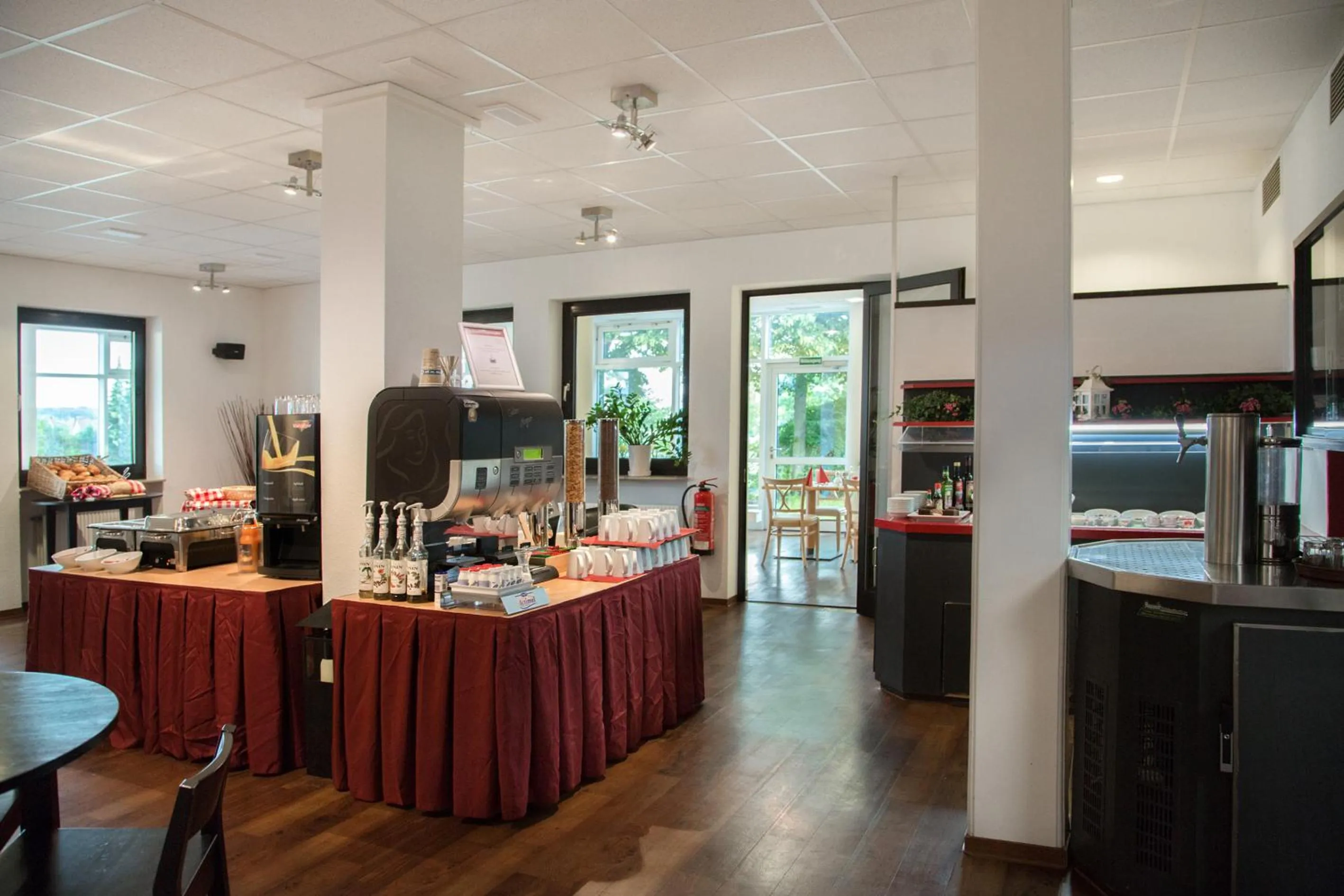 Buffet breakfast in Montana Hotel