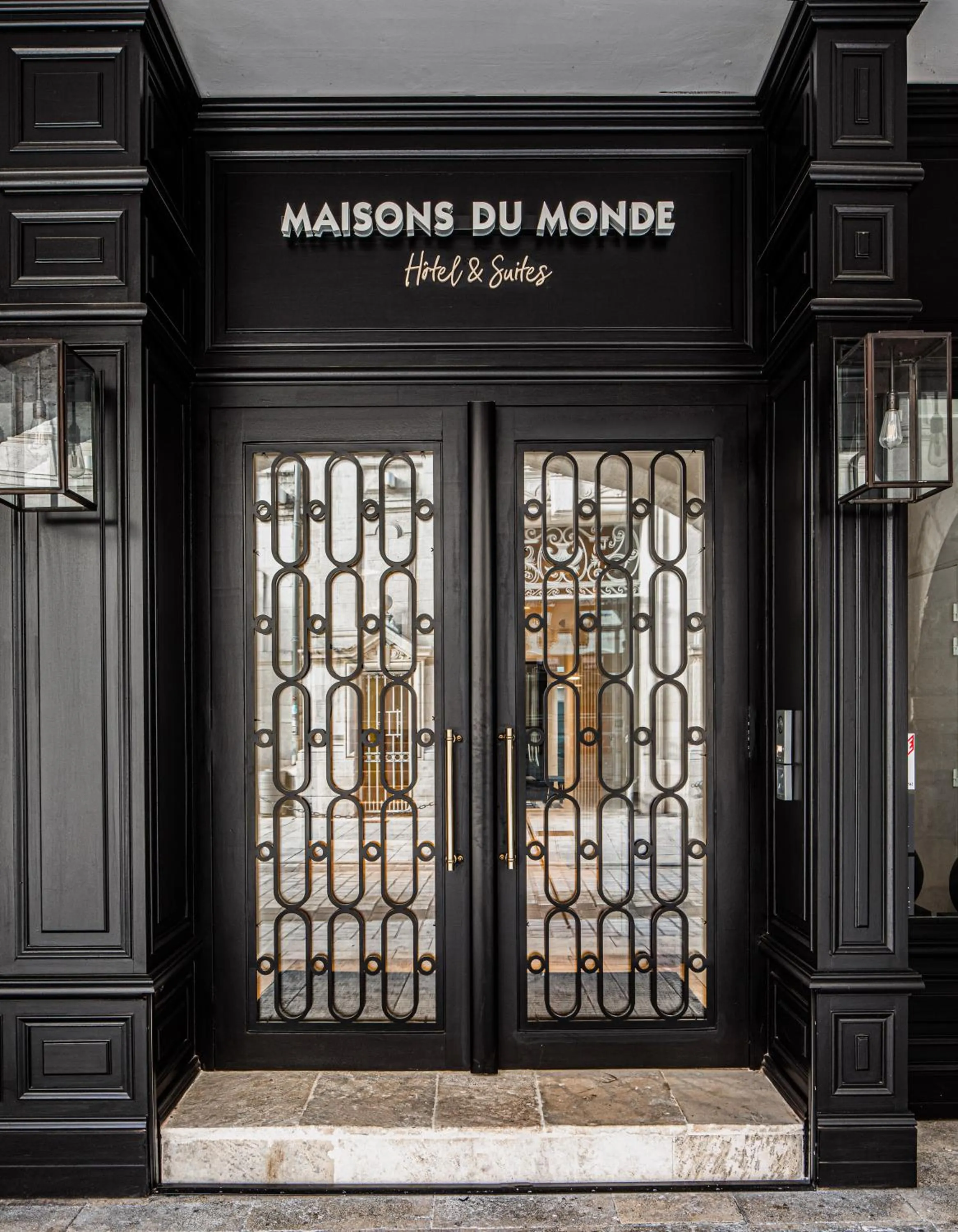 Facade/entrance in Maisons du Monde Hôtel & Suites - La Rochelle Vieux Port