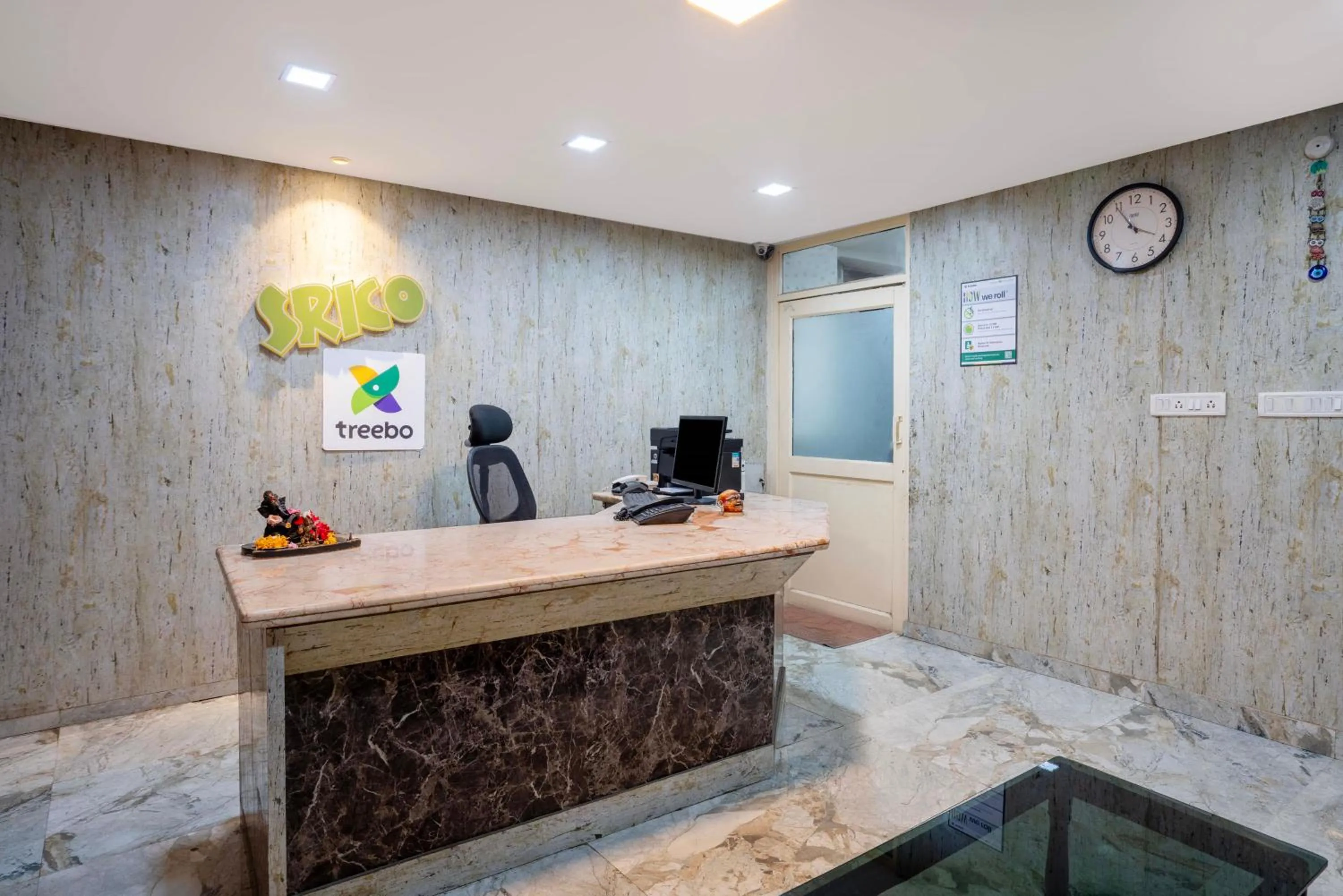 Lobby or reception in Treebo Srico, Banjara Hills