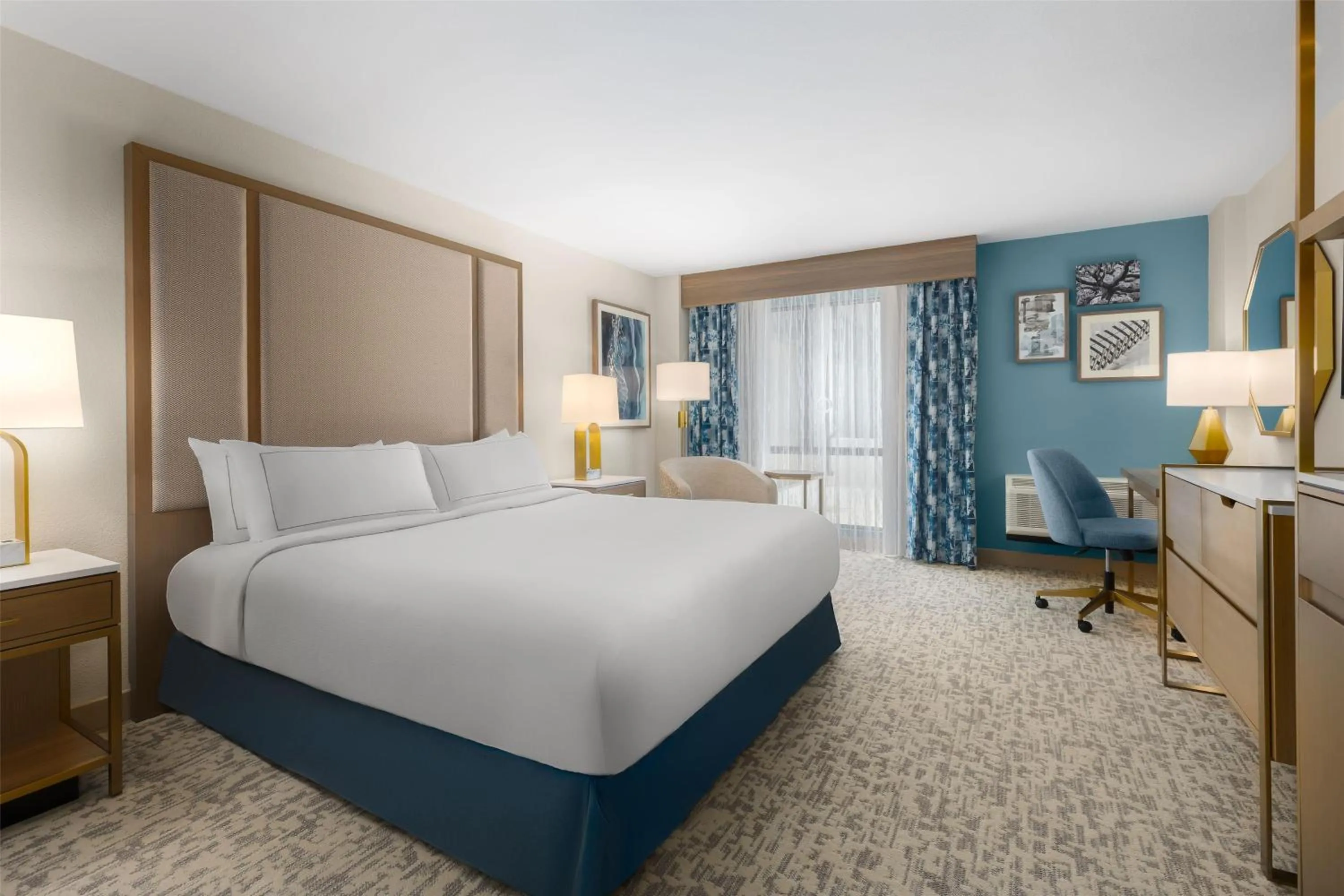 Bed in Doubletree By Hilton Wilmington, Nc