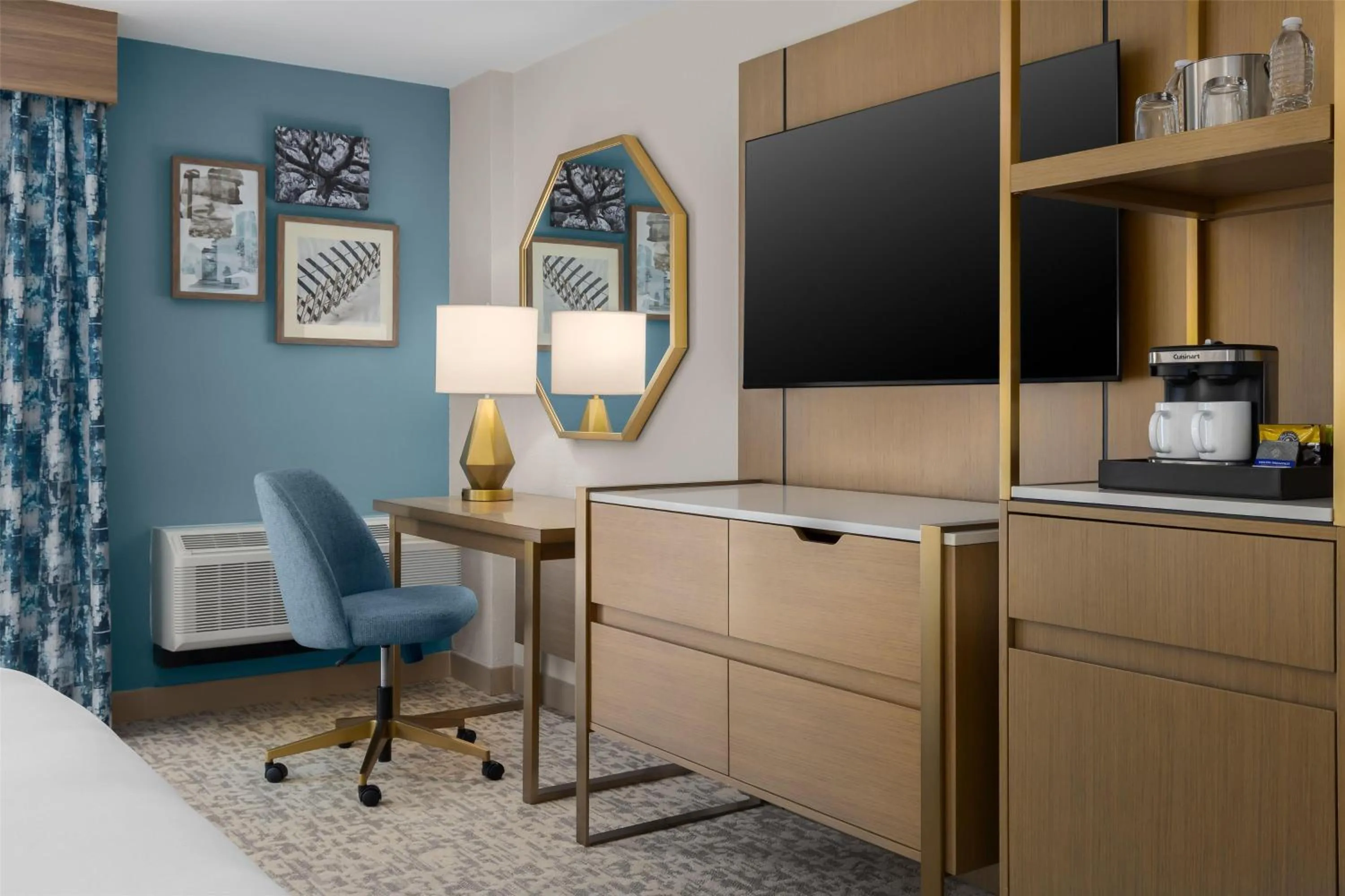 Bedroom in Doubletree By Hilton Wilmington, Nc