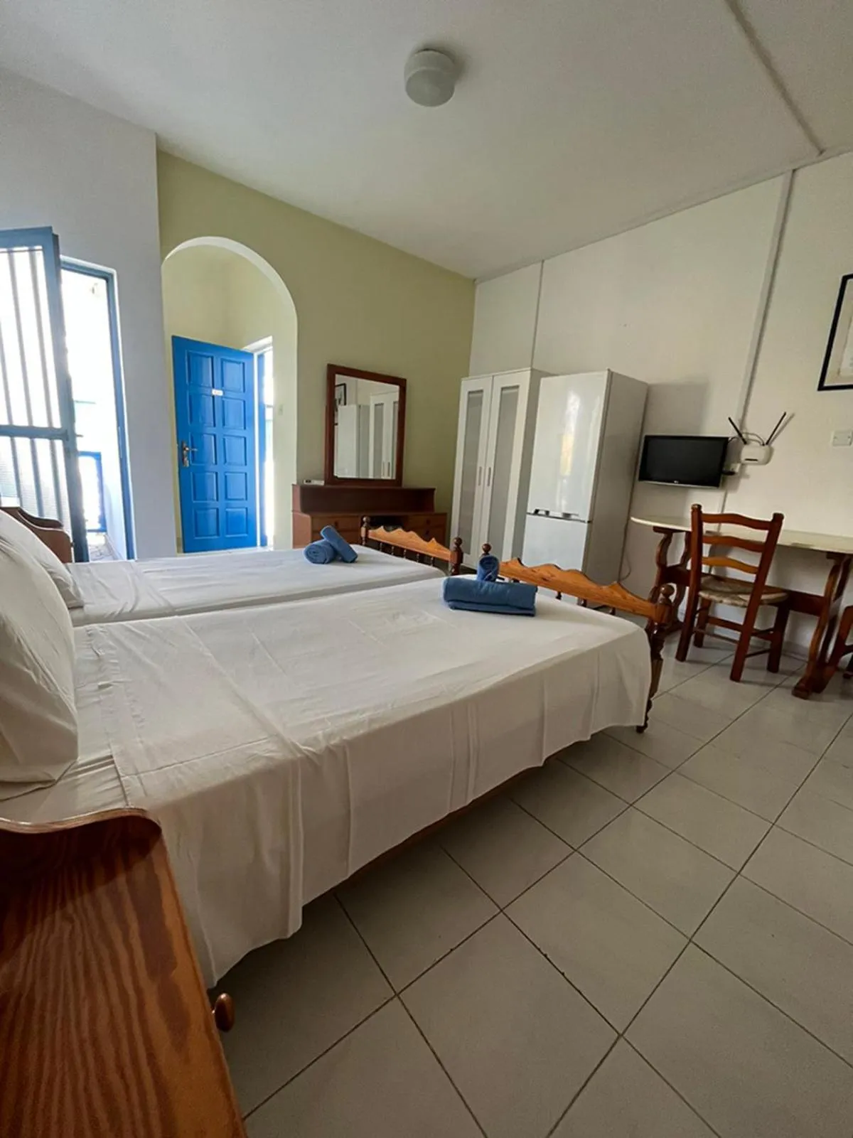 Bed in Tasmaria Aparthotel