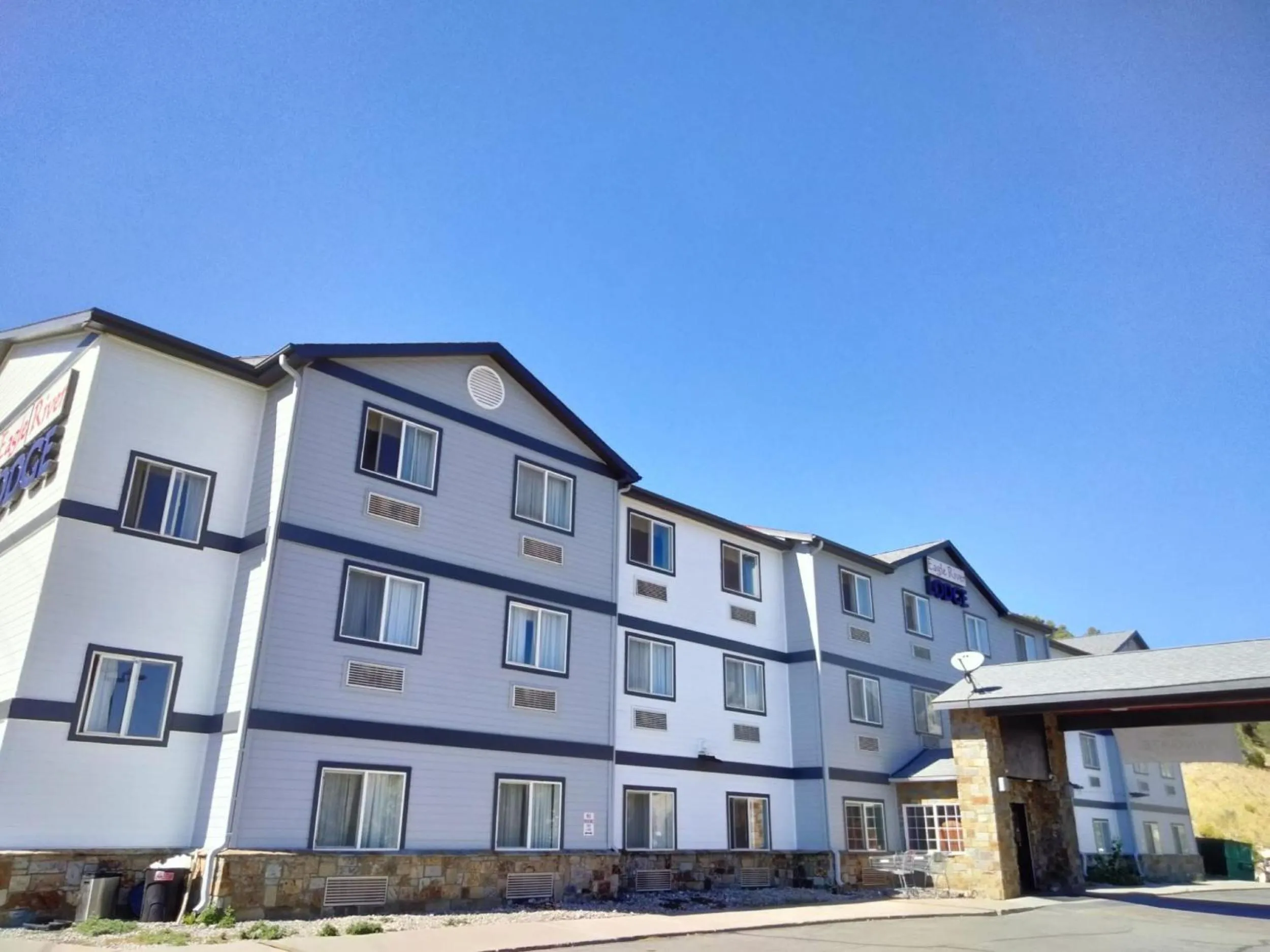 Property building in Wingate by Wyndham Eagle Vail Valley