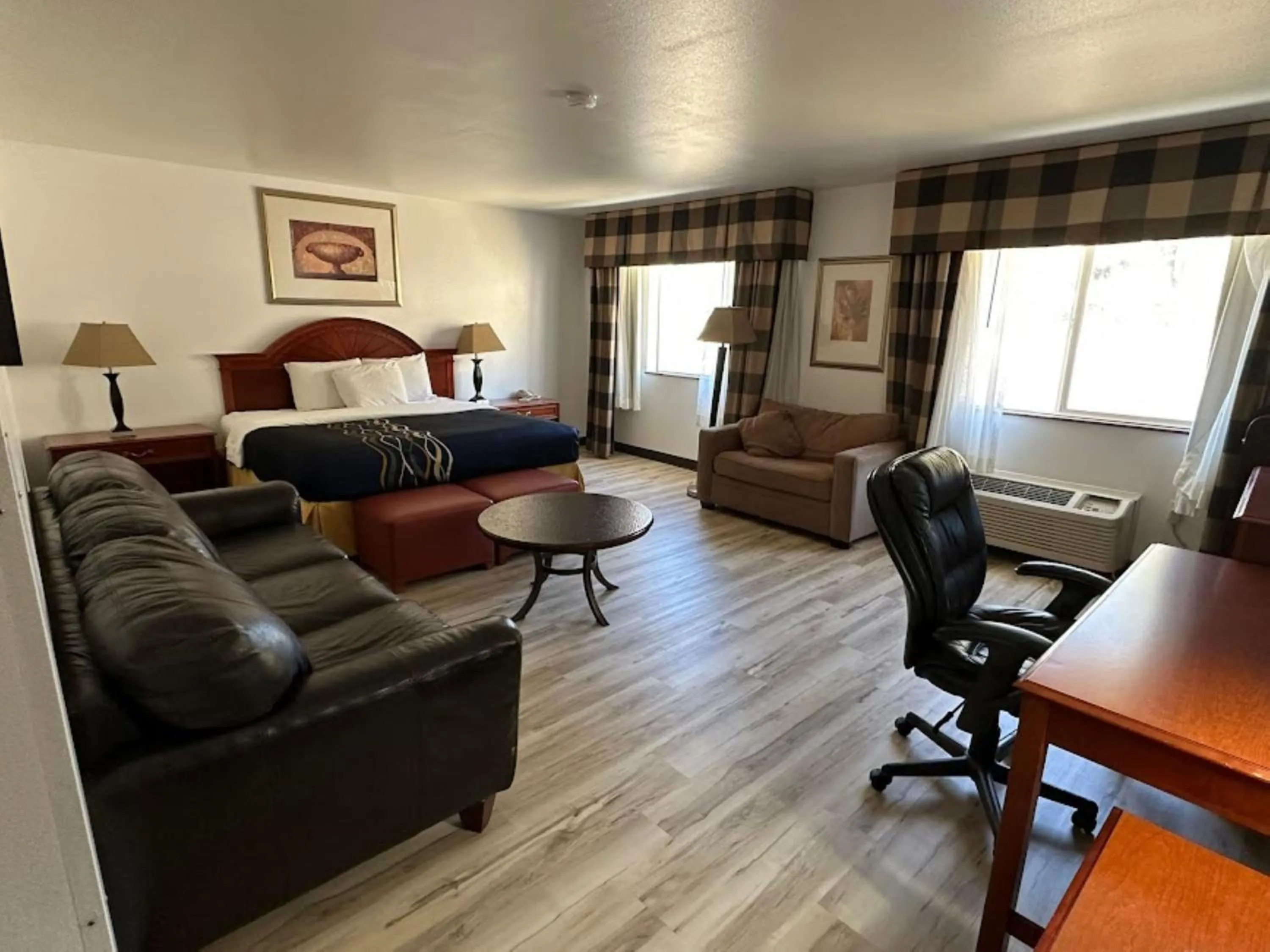 Bed in Wingate by Wyndham Eagle Vail Valley