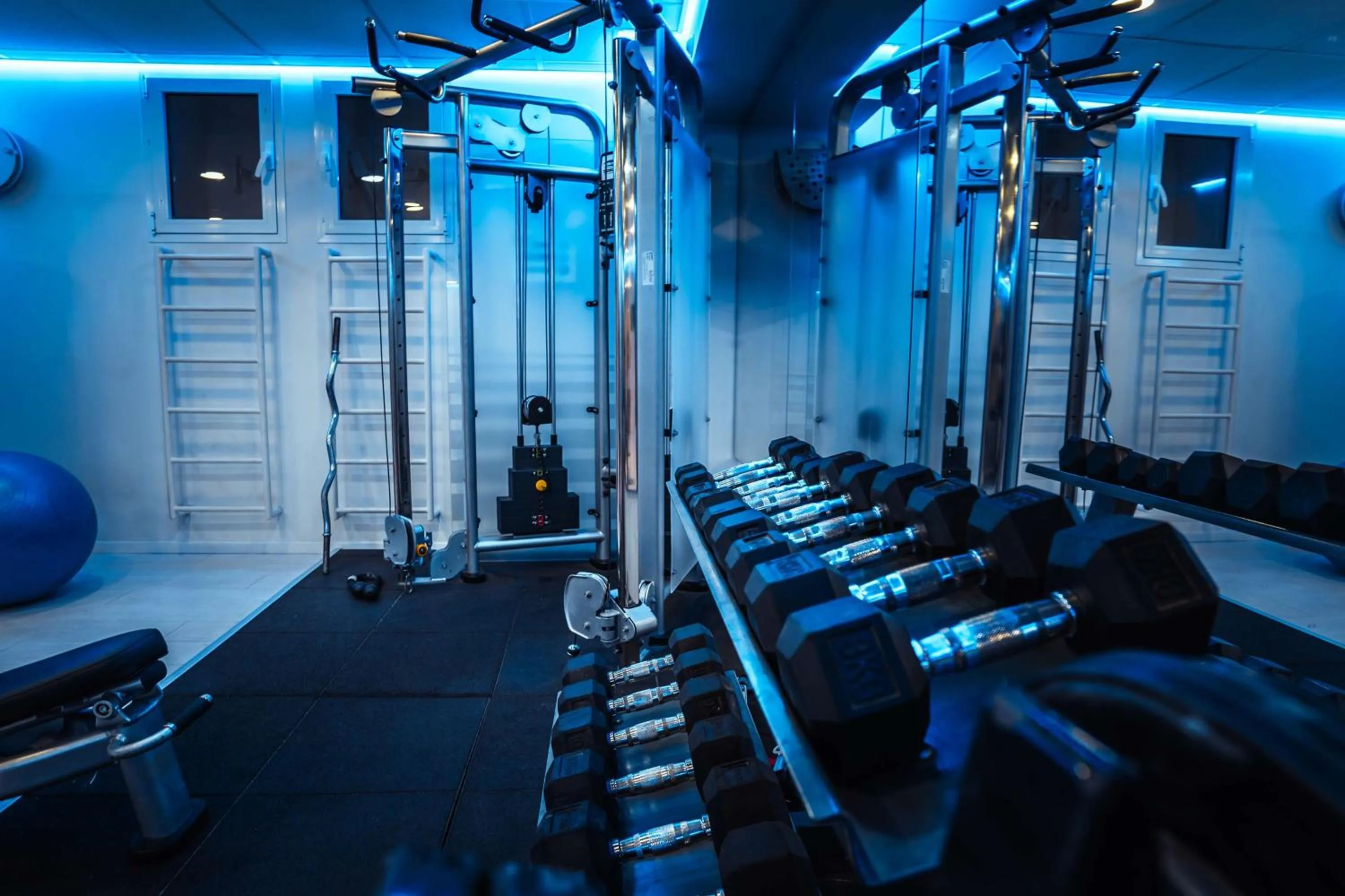 Fitness centre/facilities in Best Western Regency Suites