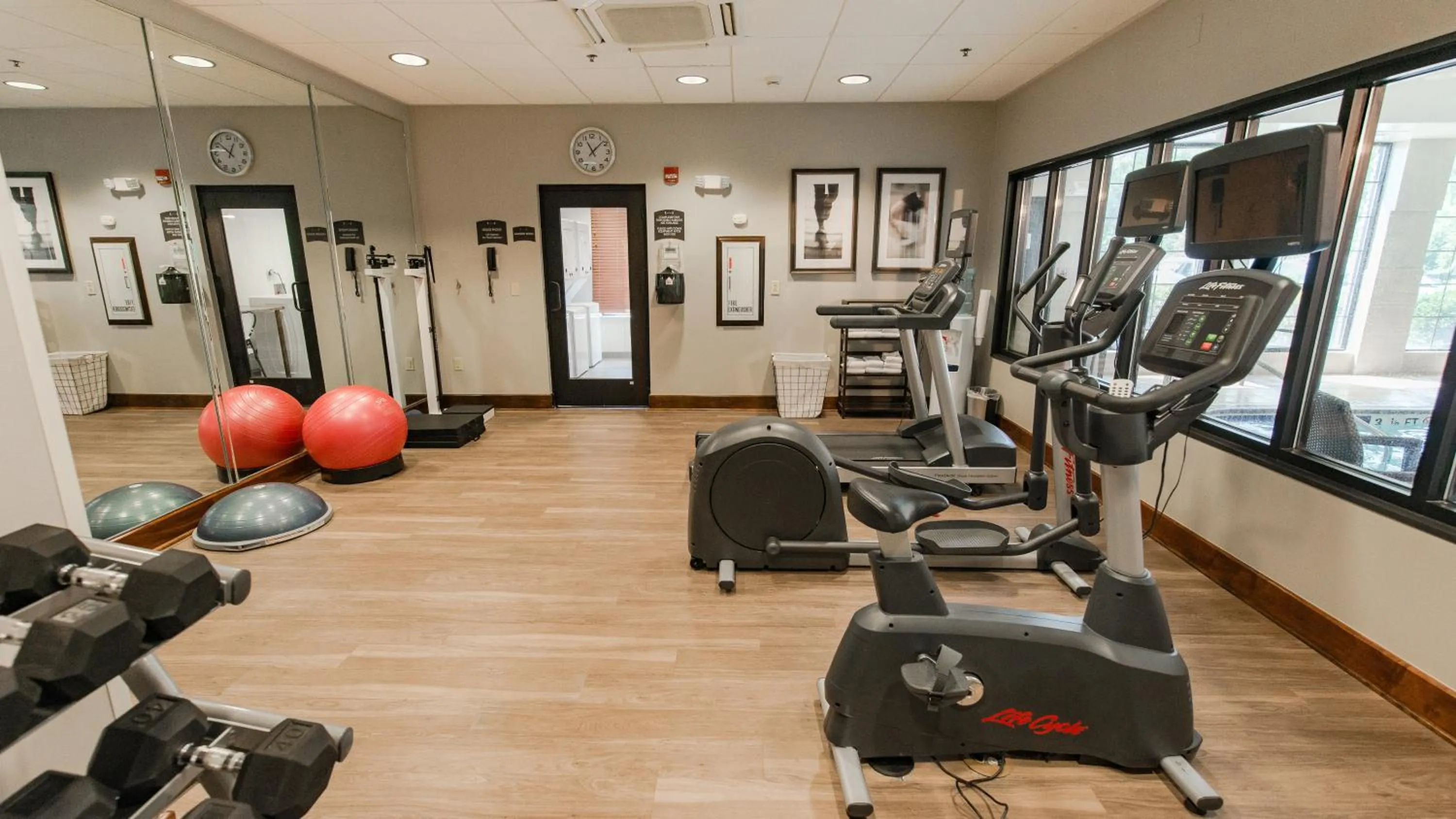 Fitness centre/facilities in Staybridge Suites Wilmington East by IHG