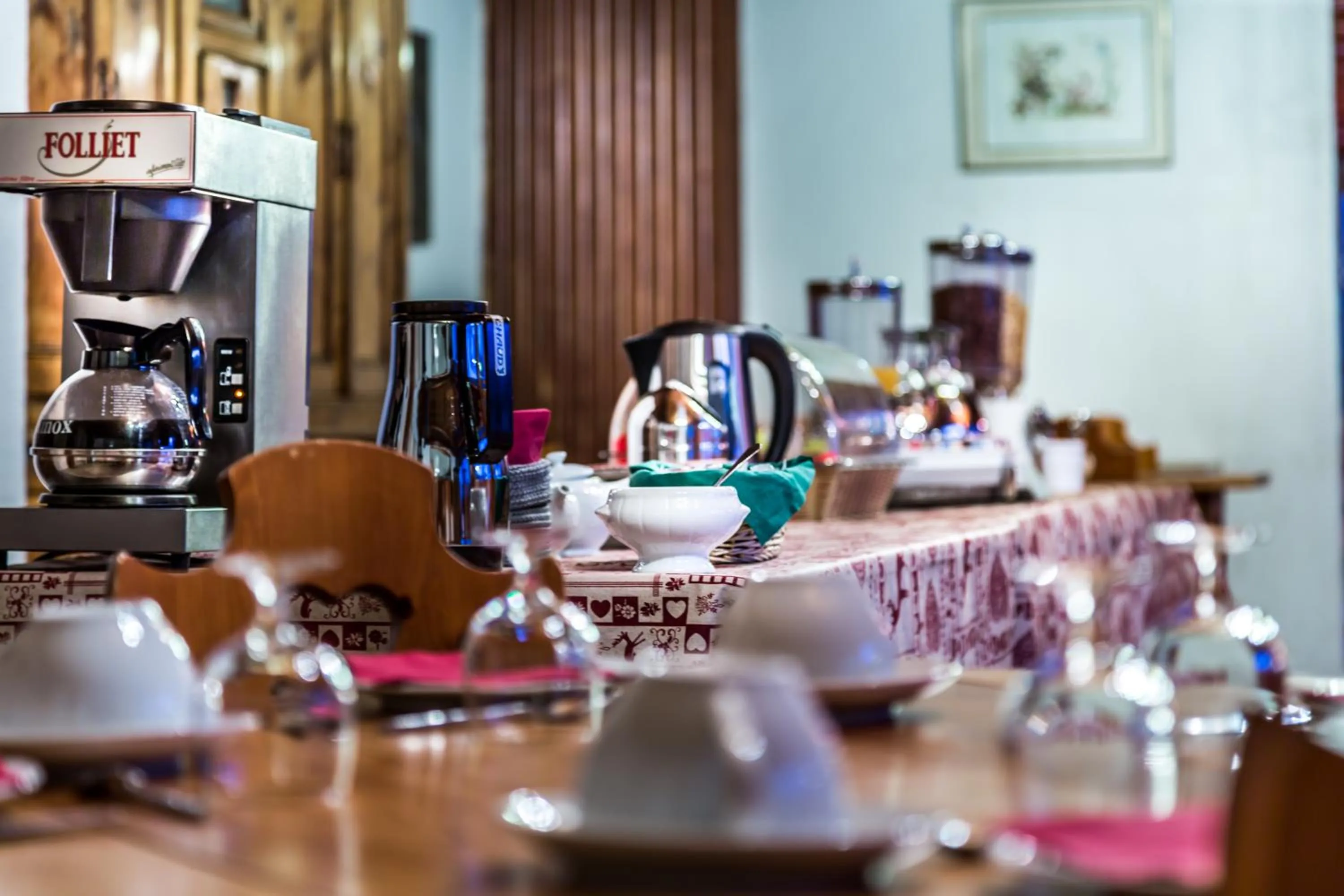 Restaurant/places to eat in Les Crêtes Blanches