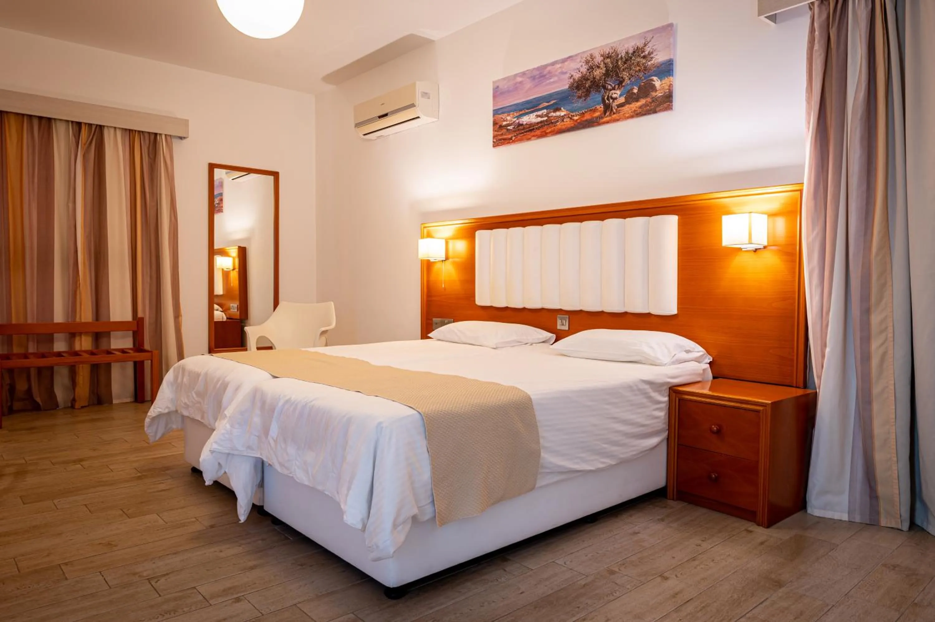 Bed in Kefalos Beach Tourist Village