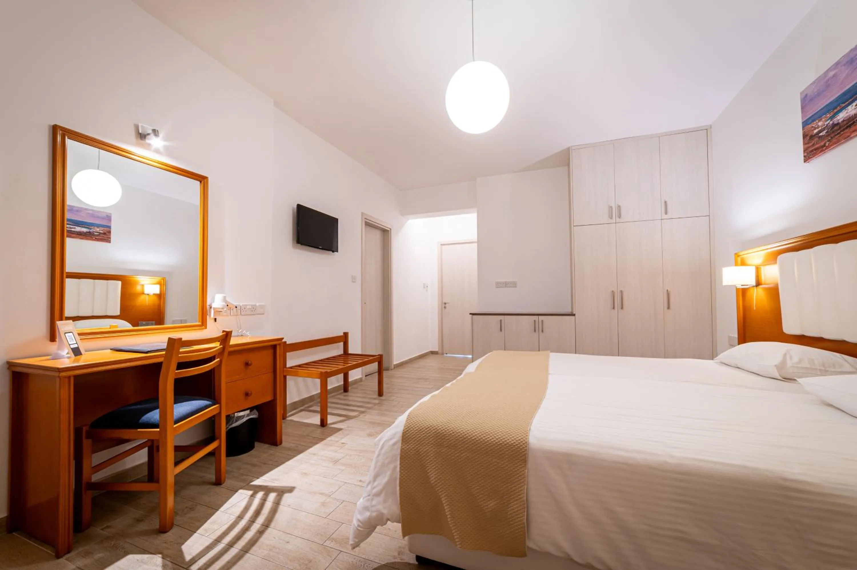 Bed in Kefalos Beach Tourist Village