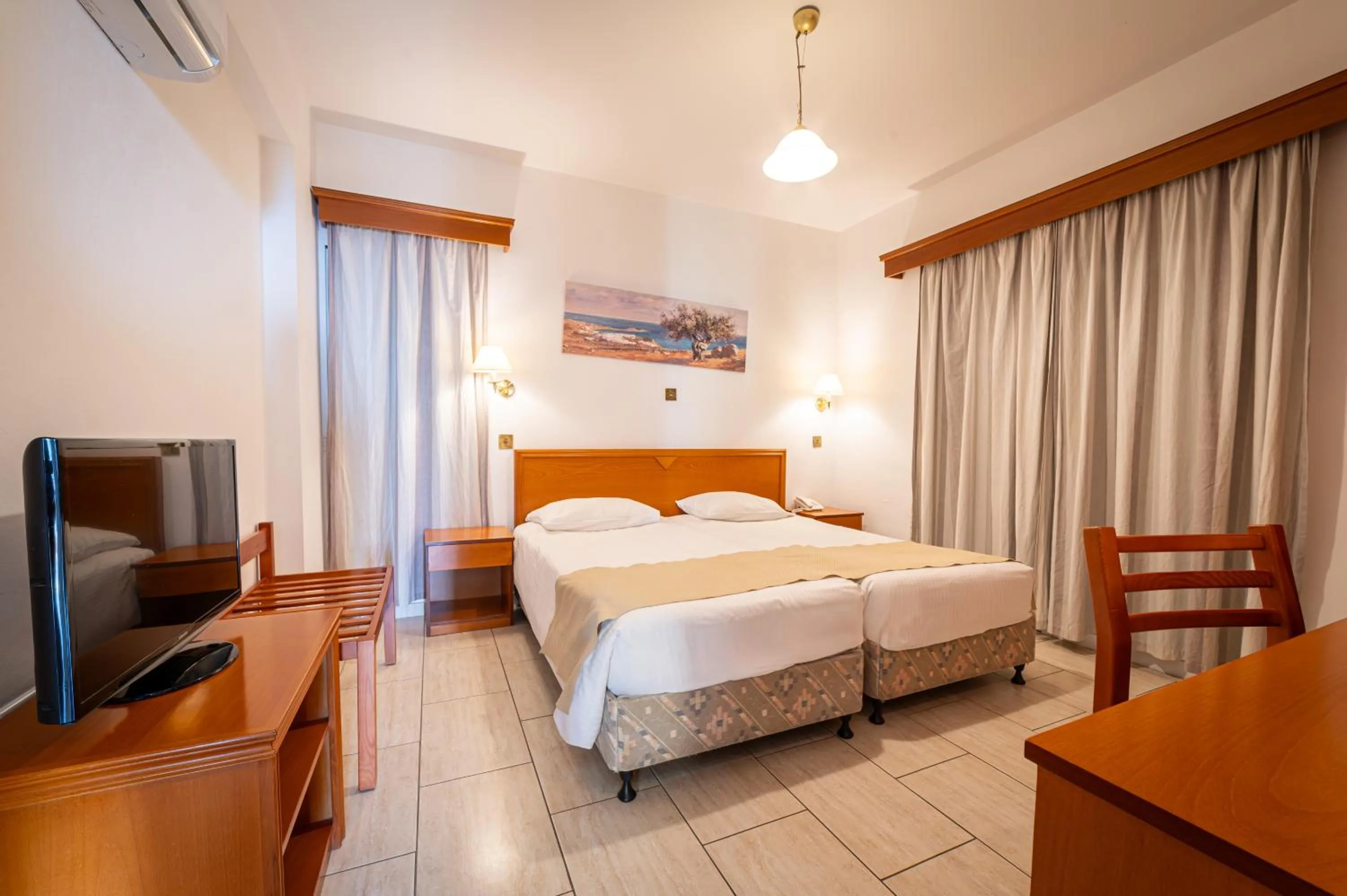 Bed in Kefalos Beach Tourist Village