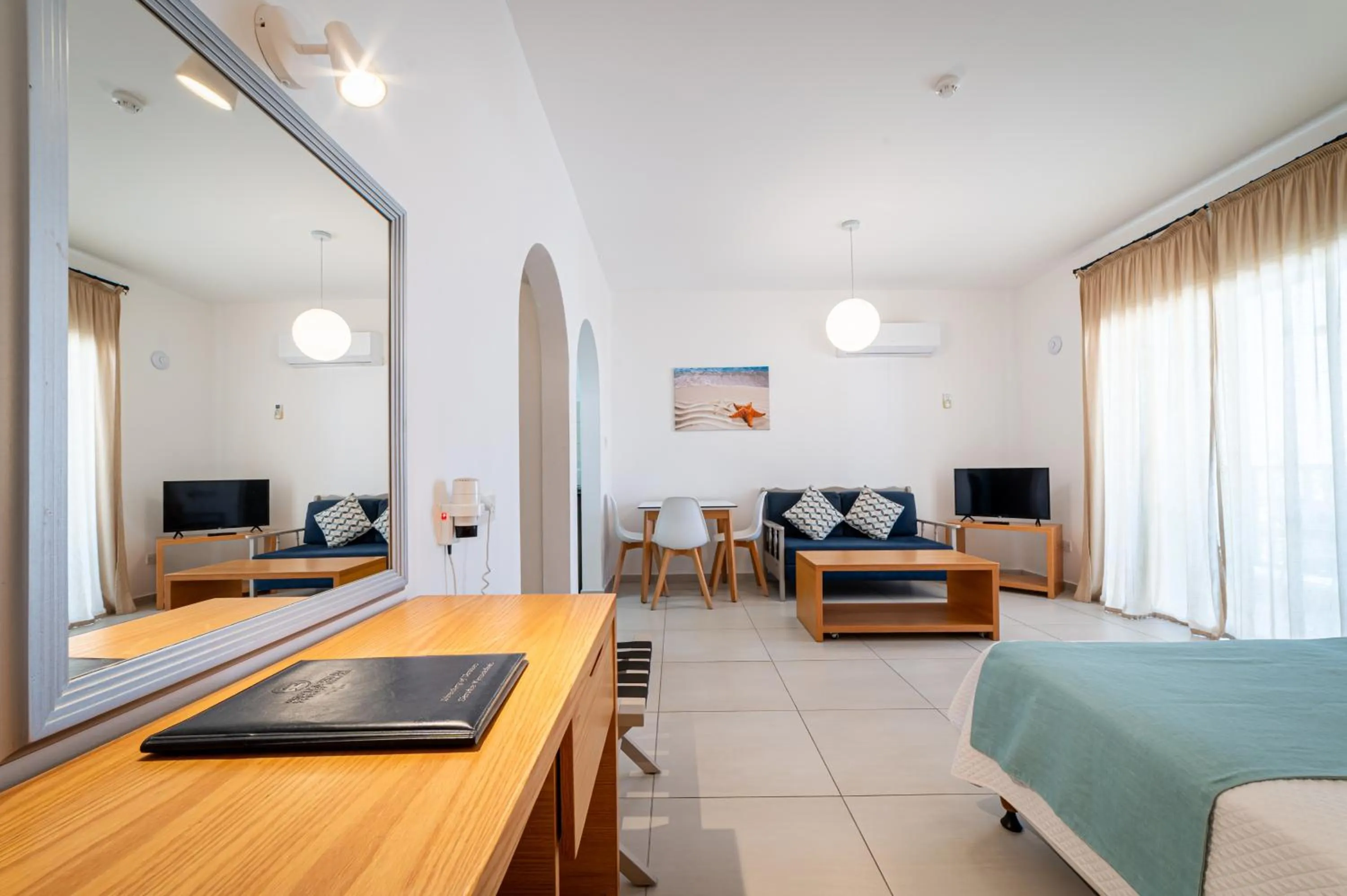 Bed in Kefalos Beach Tourist Village