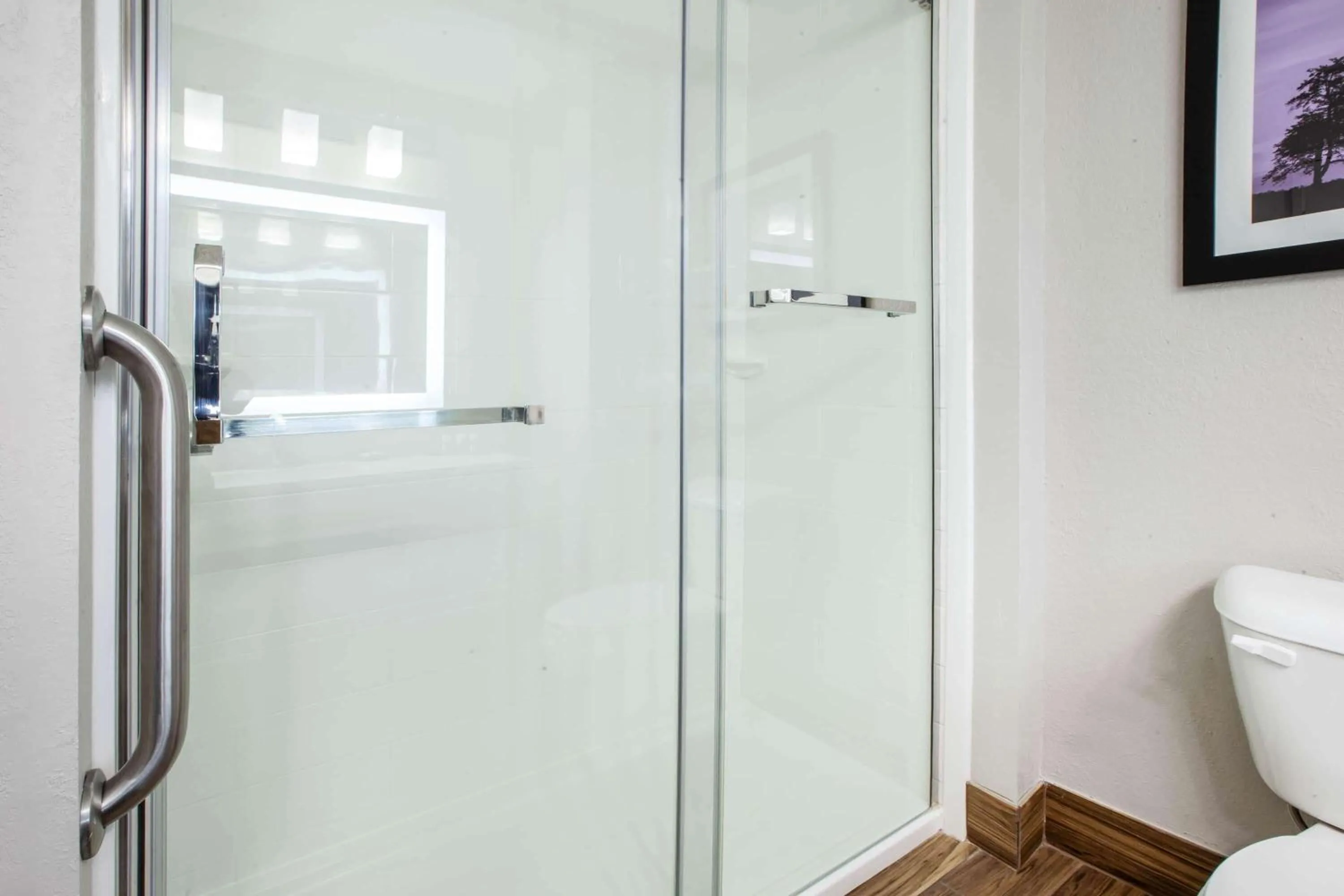 Bathroom in La Quinta Inn and Suites by Wyndham Elkhart