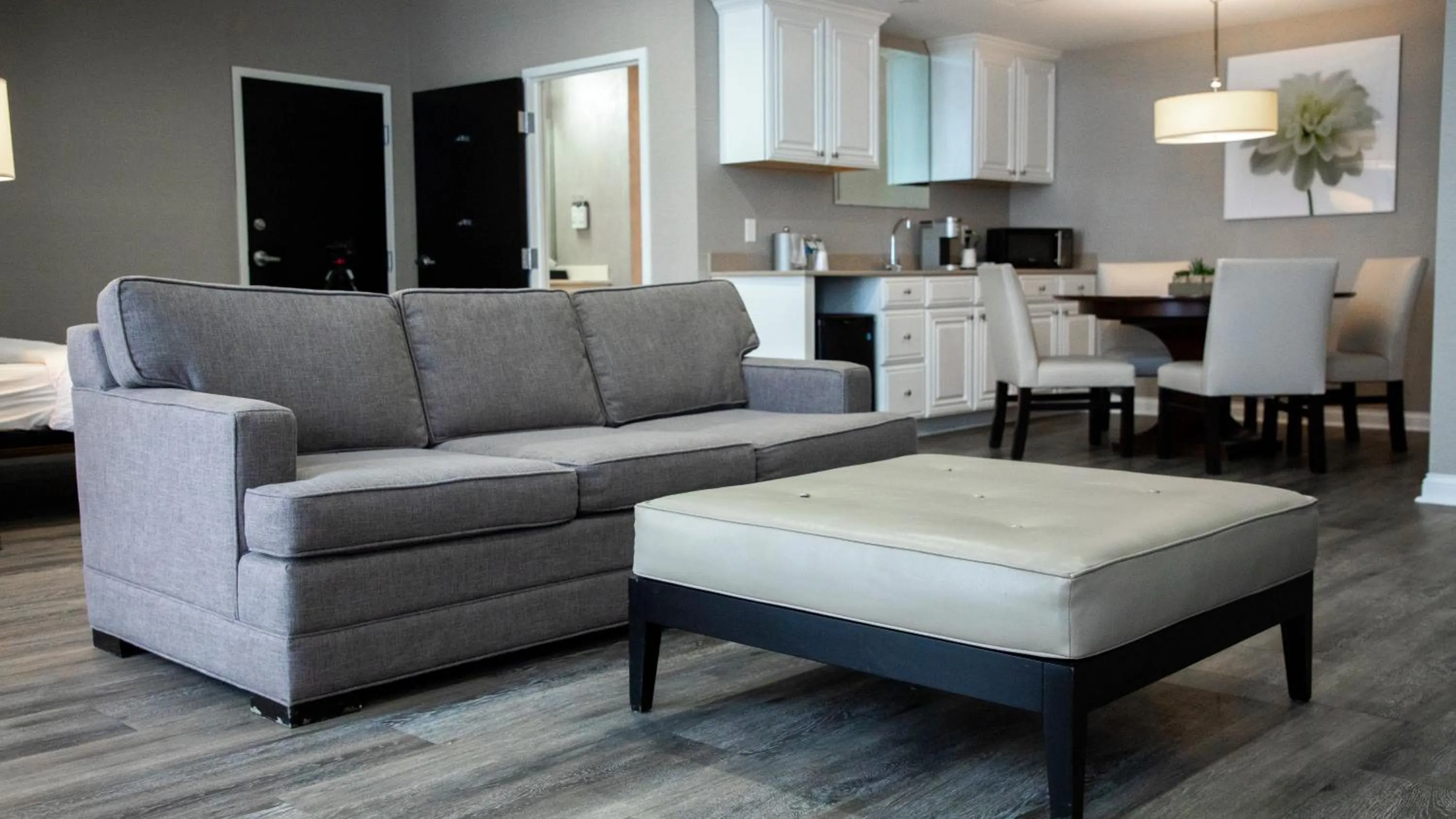 Kitchen or kitchenette in Holiday Inn Wilmington by IHG