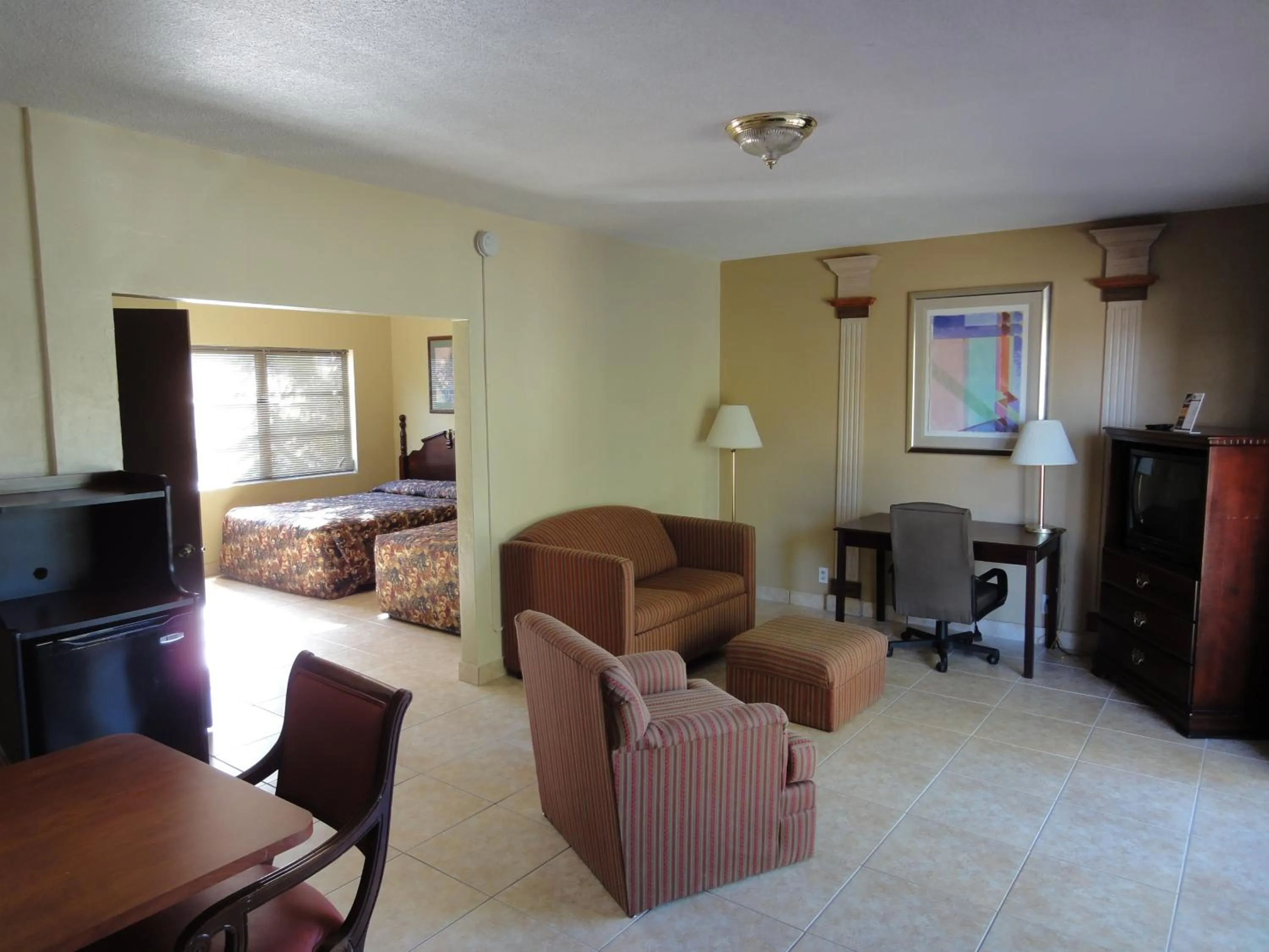 Living room in Oceans Beach Resort & Suites