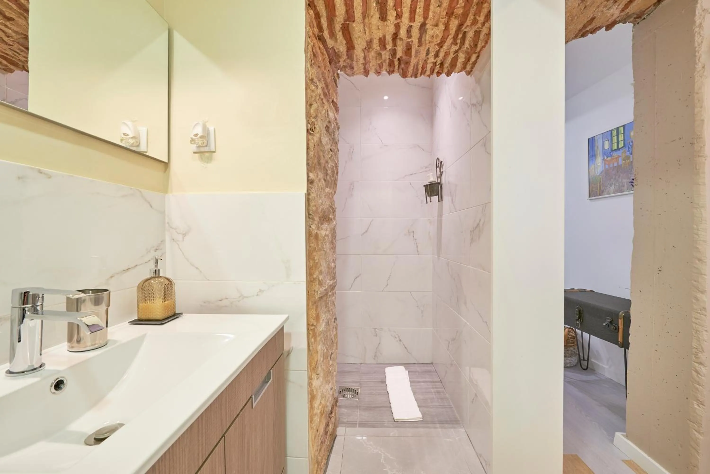 Bathroom in Lisbon Inn Bica Suites