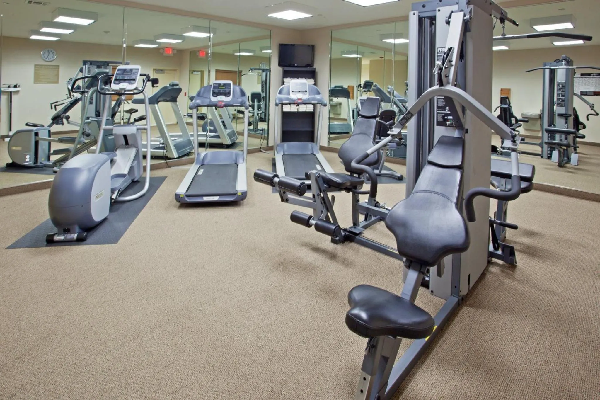 Fitness centre/facilities in Candlewood Suites - Texas City by IHG