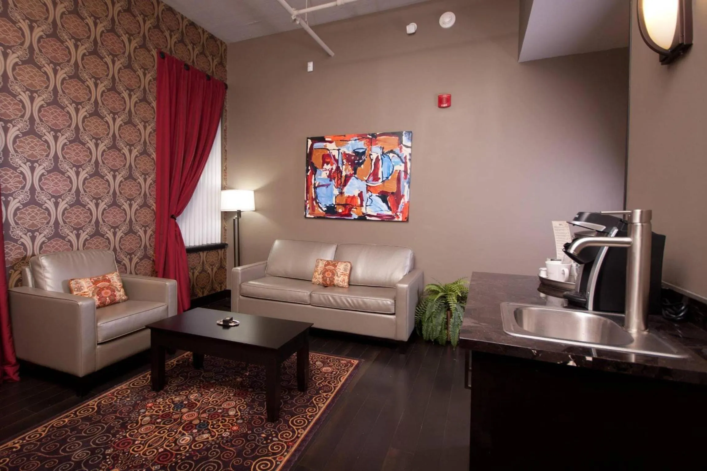 Bedroom in The Giacomo, an Ascend Collection Hotel