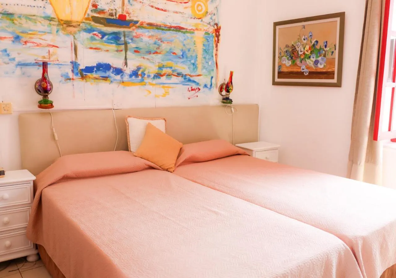 Kiniras Traditional Hotel & Restaurant