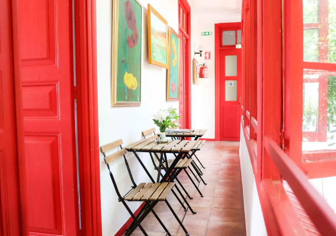 Kiniras Traditional Hotel & Restaurant