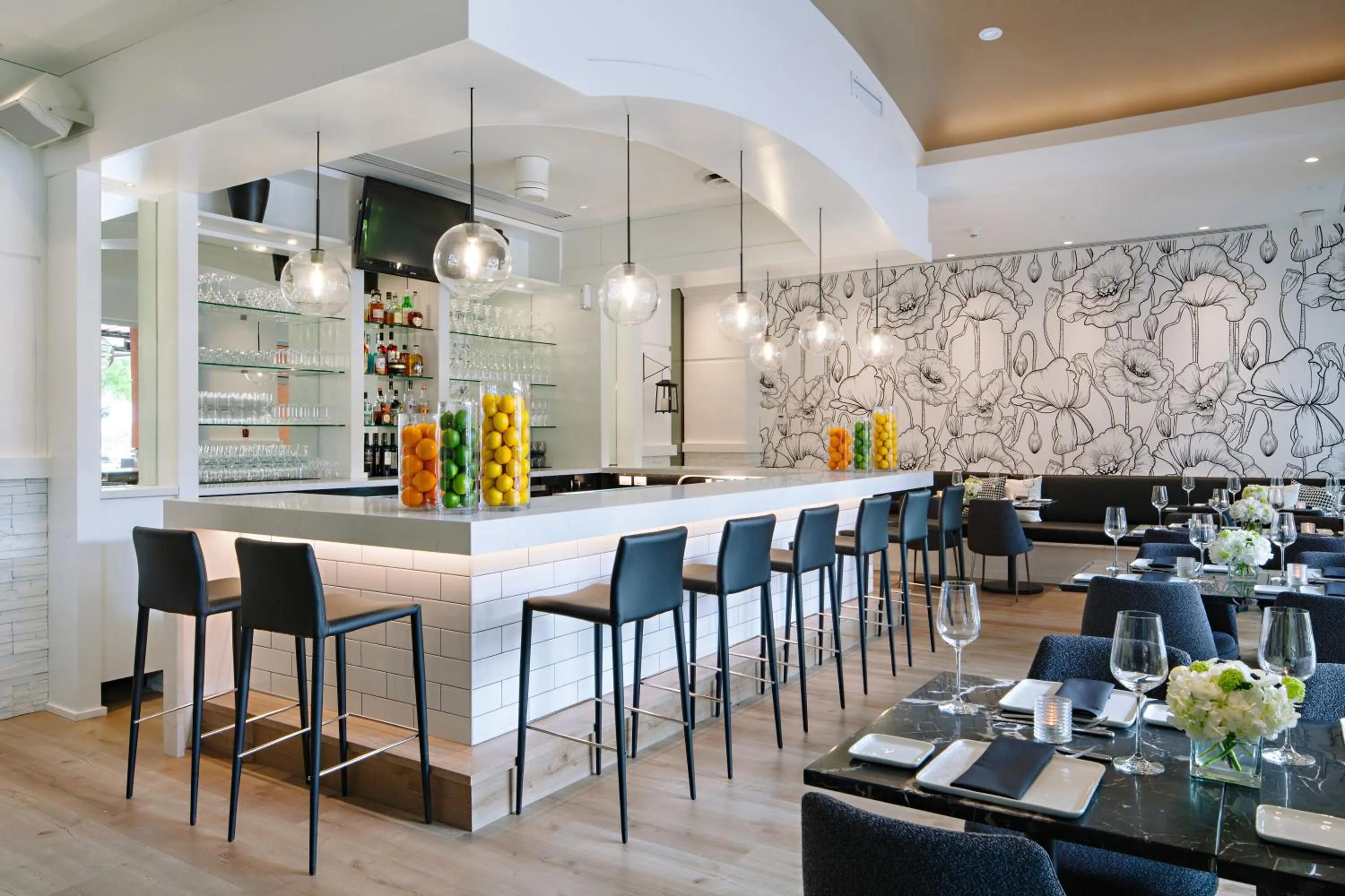 Restaurant/places to eat in Watermark Beach Resort