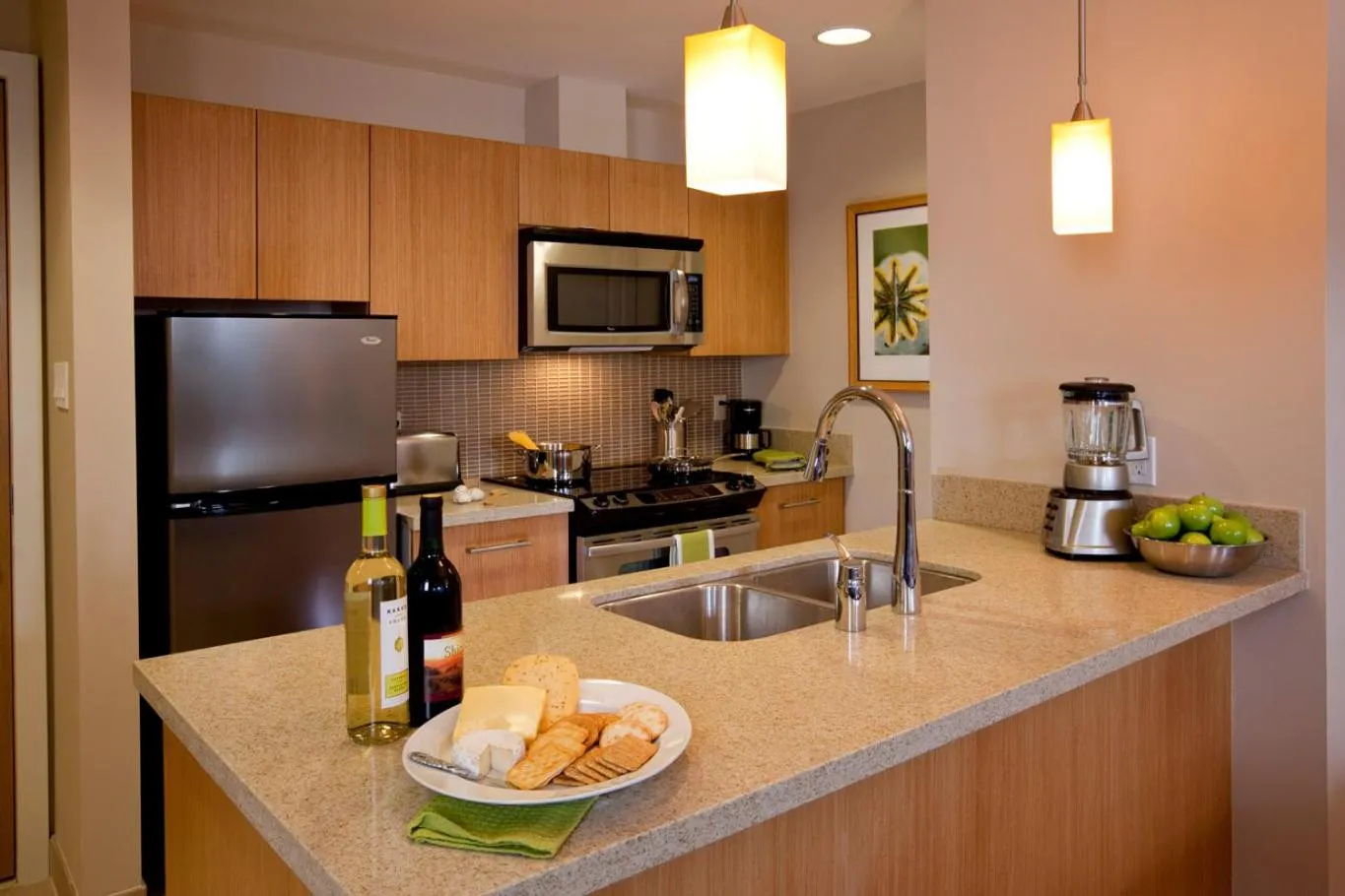 Kitchen or kitchenette in Watermark Beach Resort