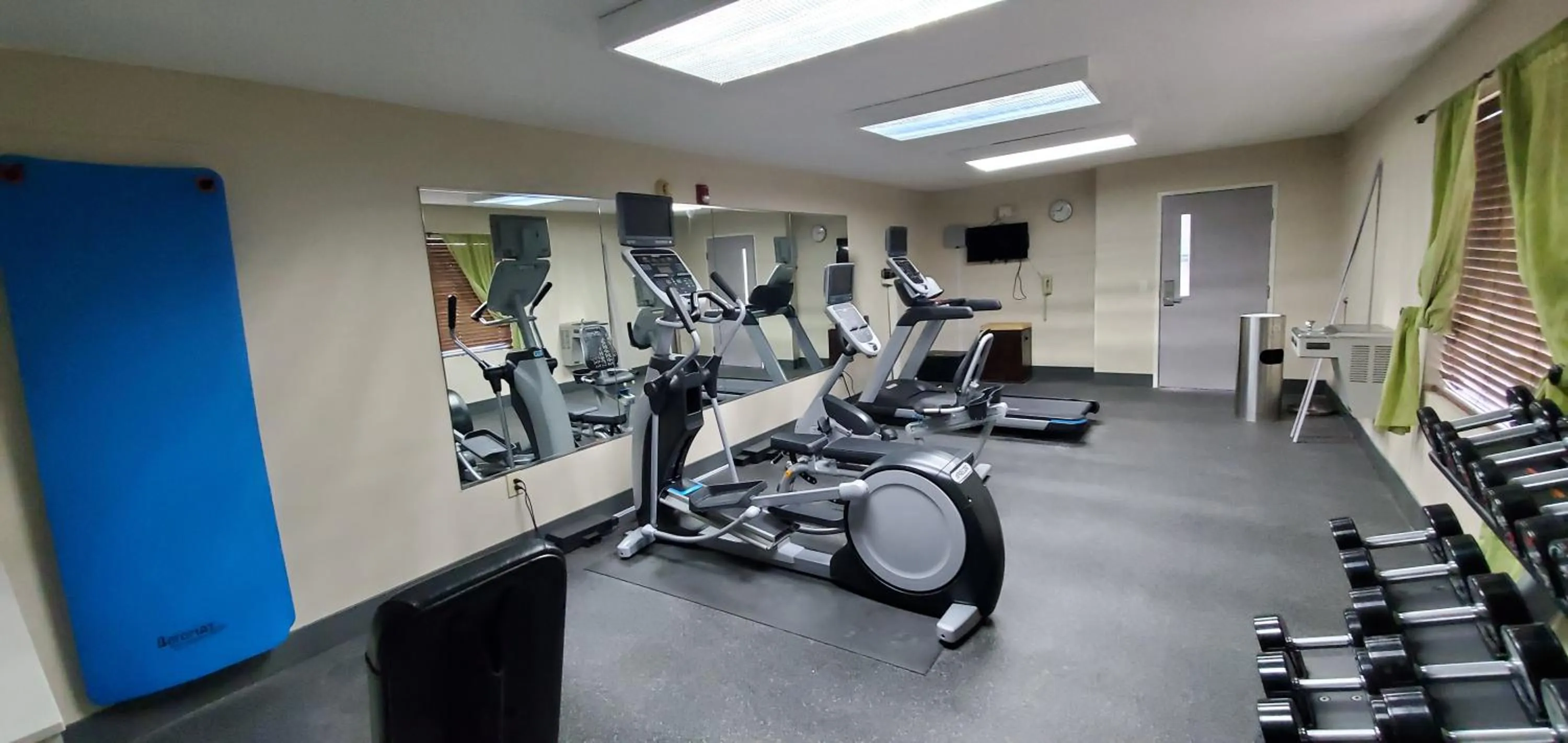Fitness centre/facilities in Holiday Inn Express Hotel & Suites Kinston by IHG
