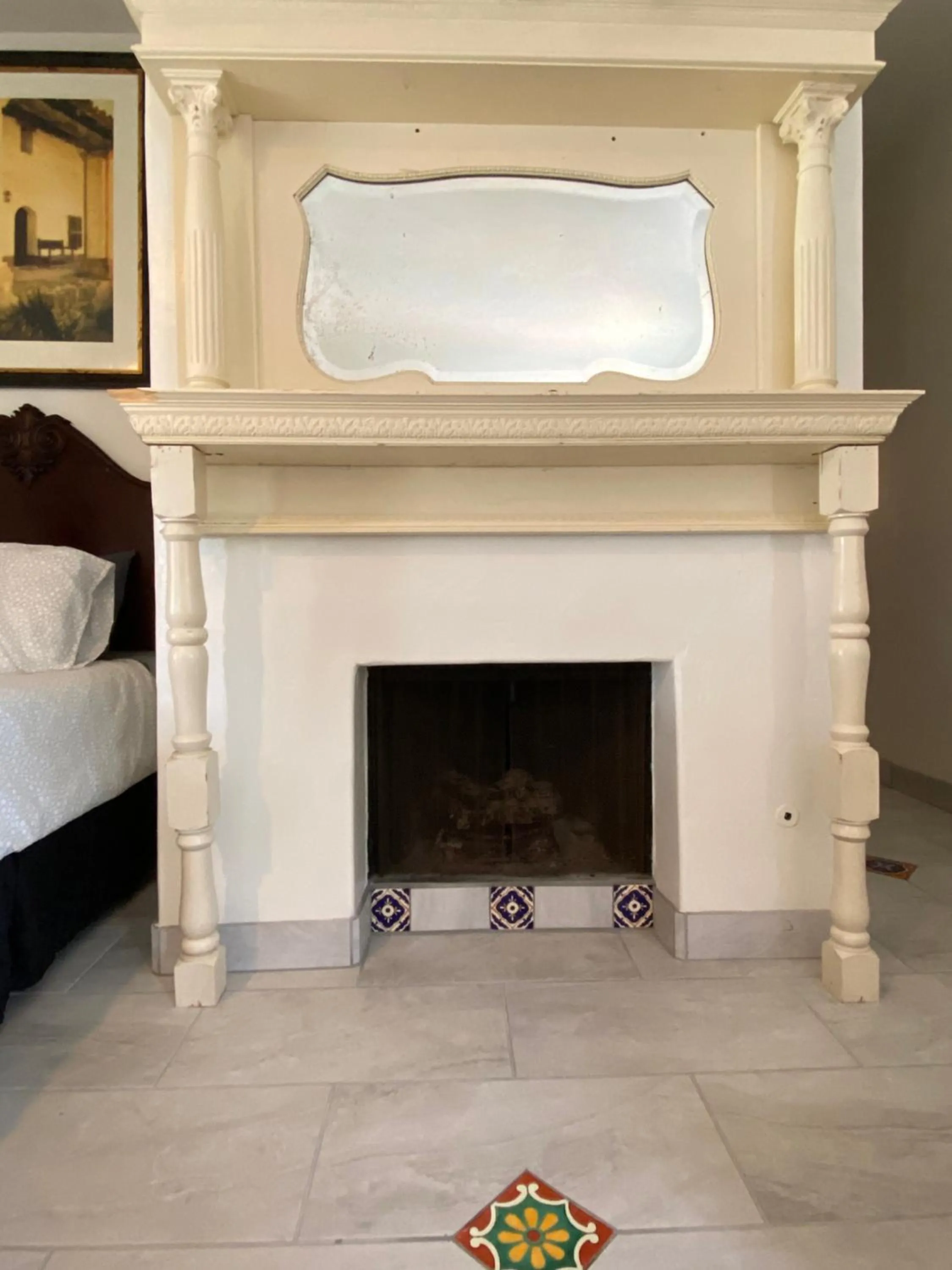 Bed in Villa Rosa Inn