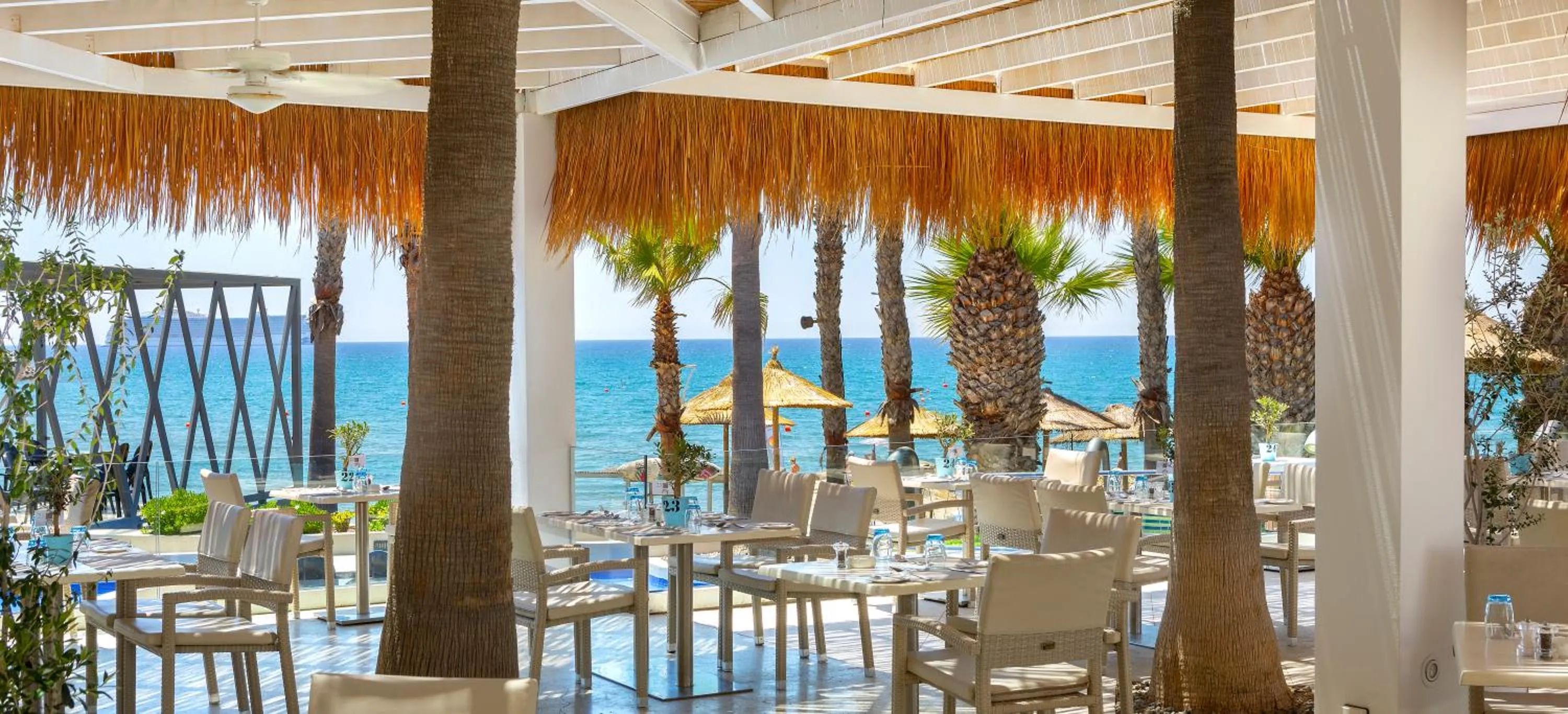 Restaurant/places to eat in The GrandResort - Limited Edition by Leonardo Hotels