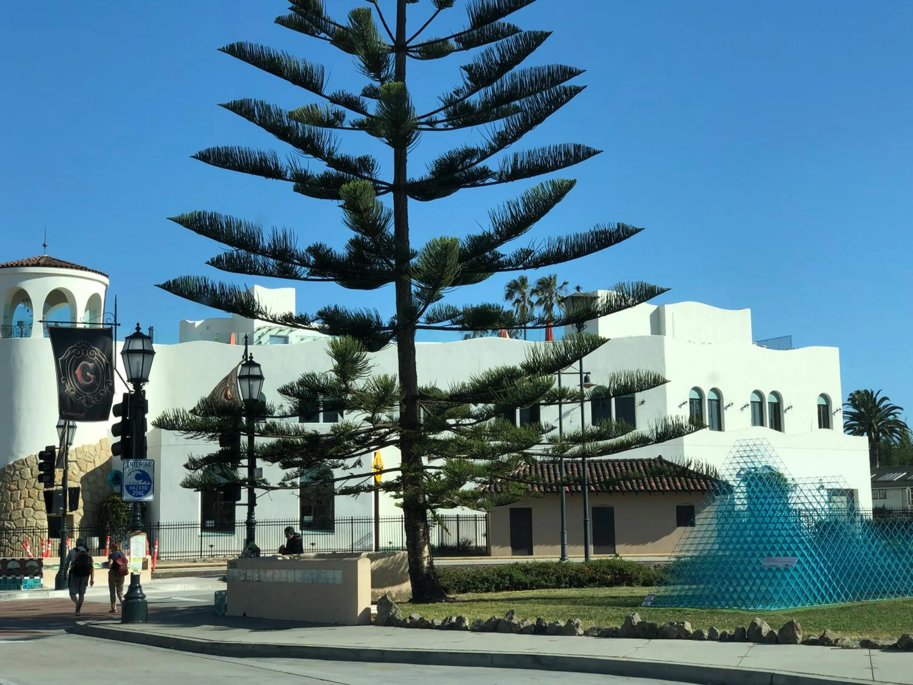 Entertainment in Ala Mar by the Sea