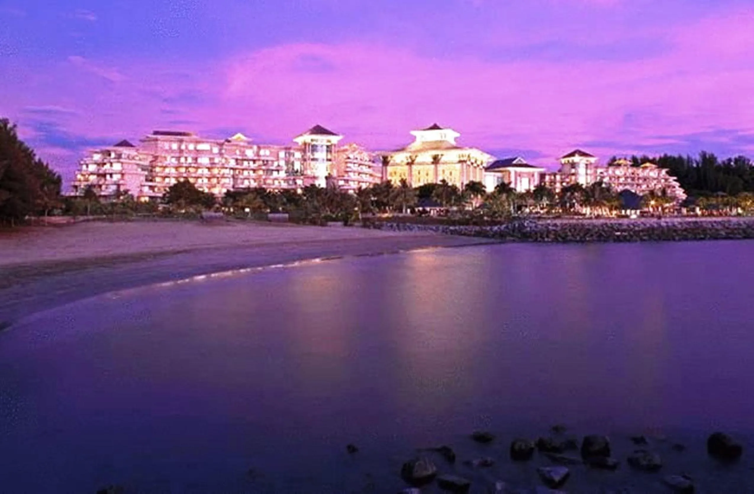 Day in The Empire Brunei